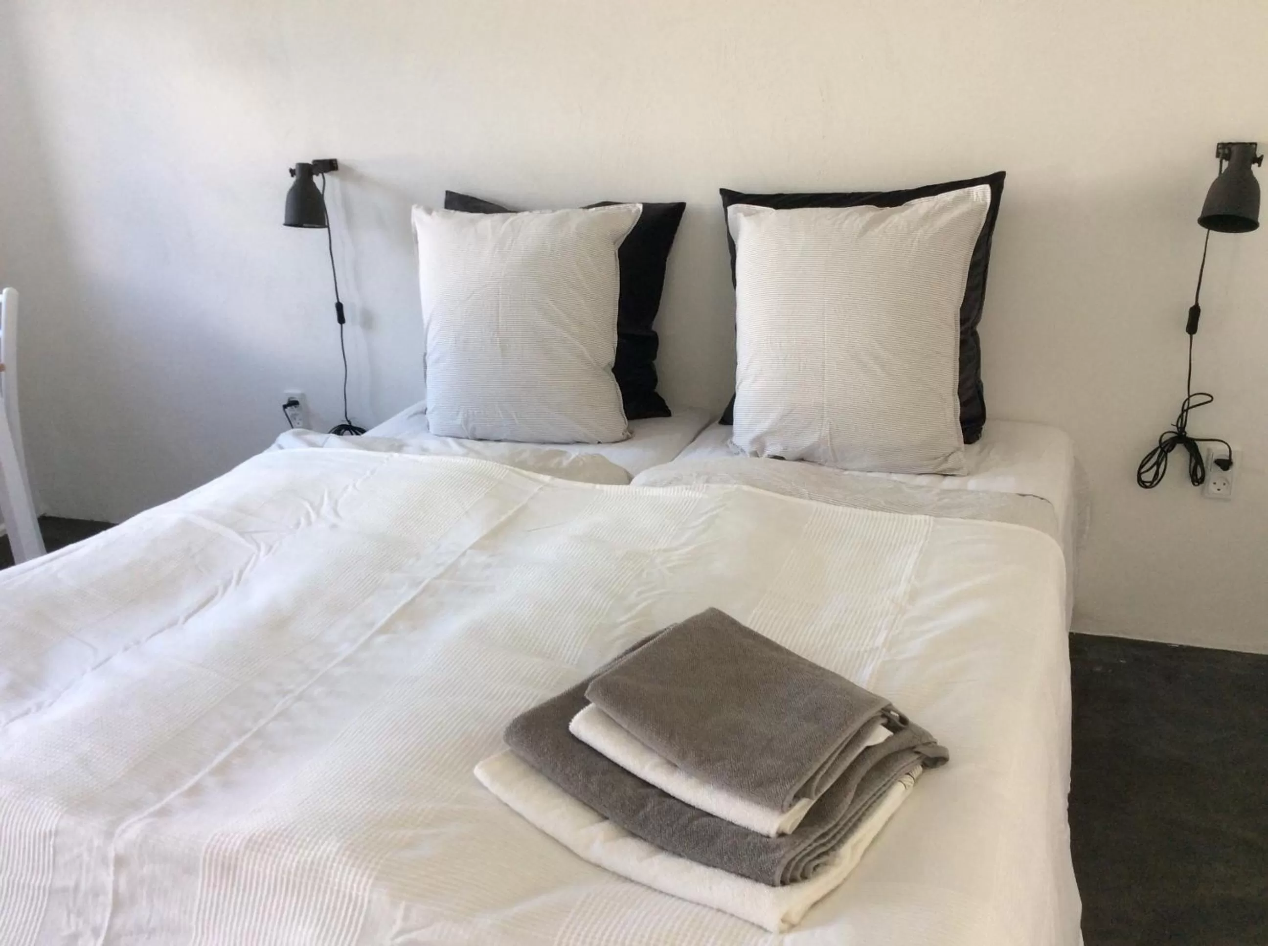 Bedroom, Bed in Marielyst B&B - Apartments