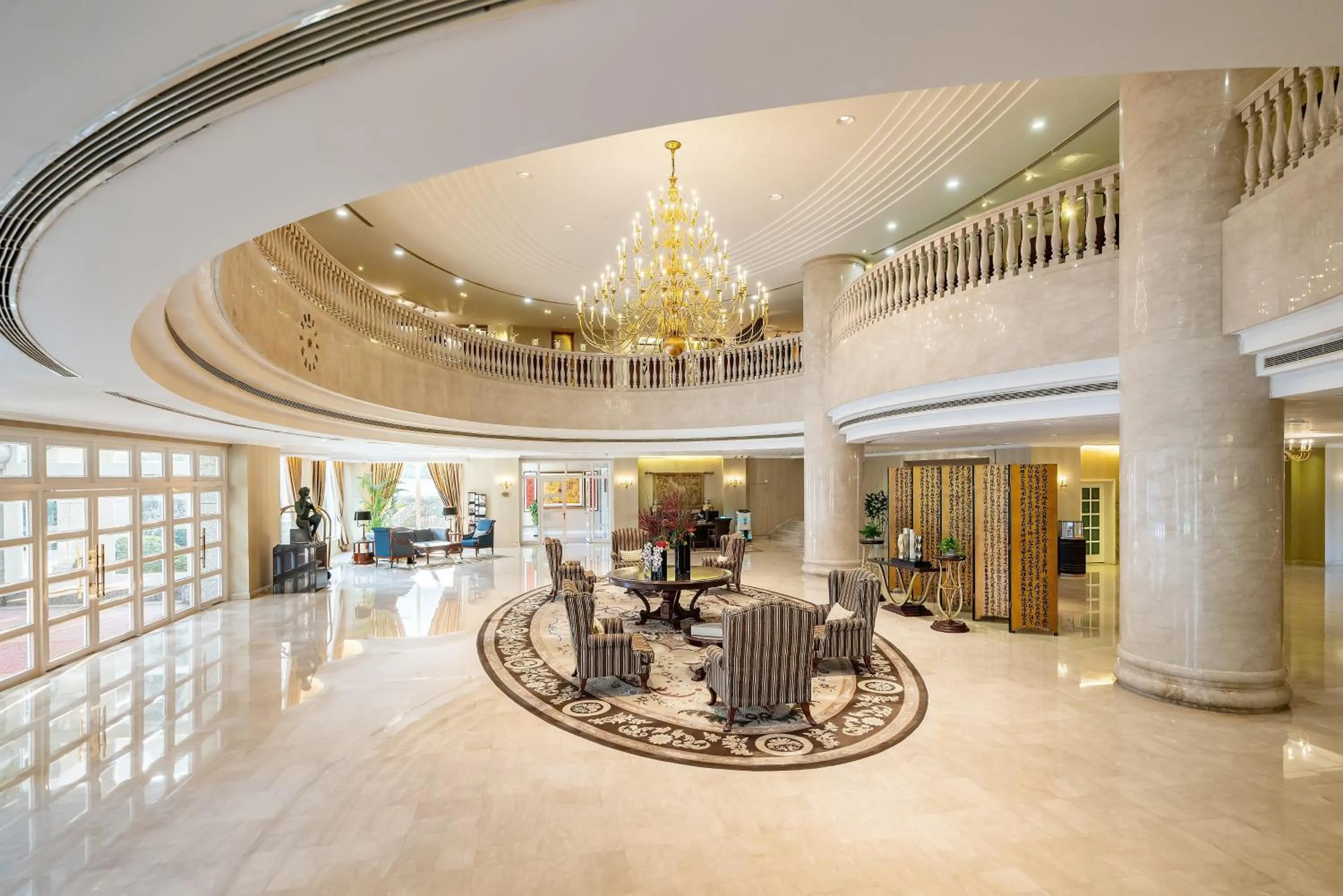 Lobby or reception in Hong Qiao State Guest House