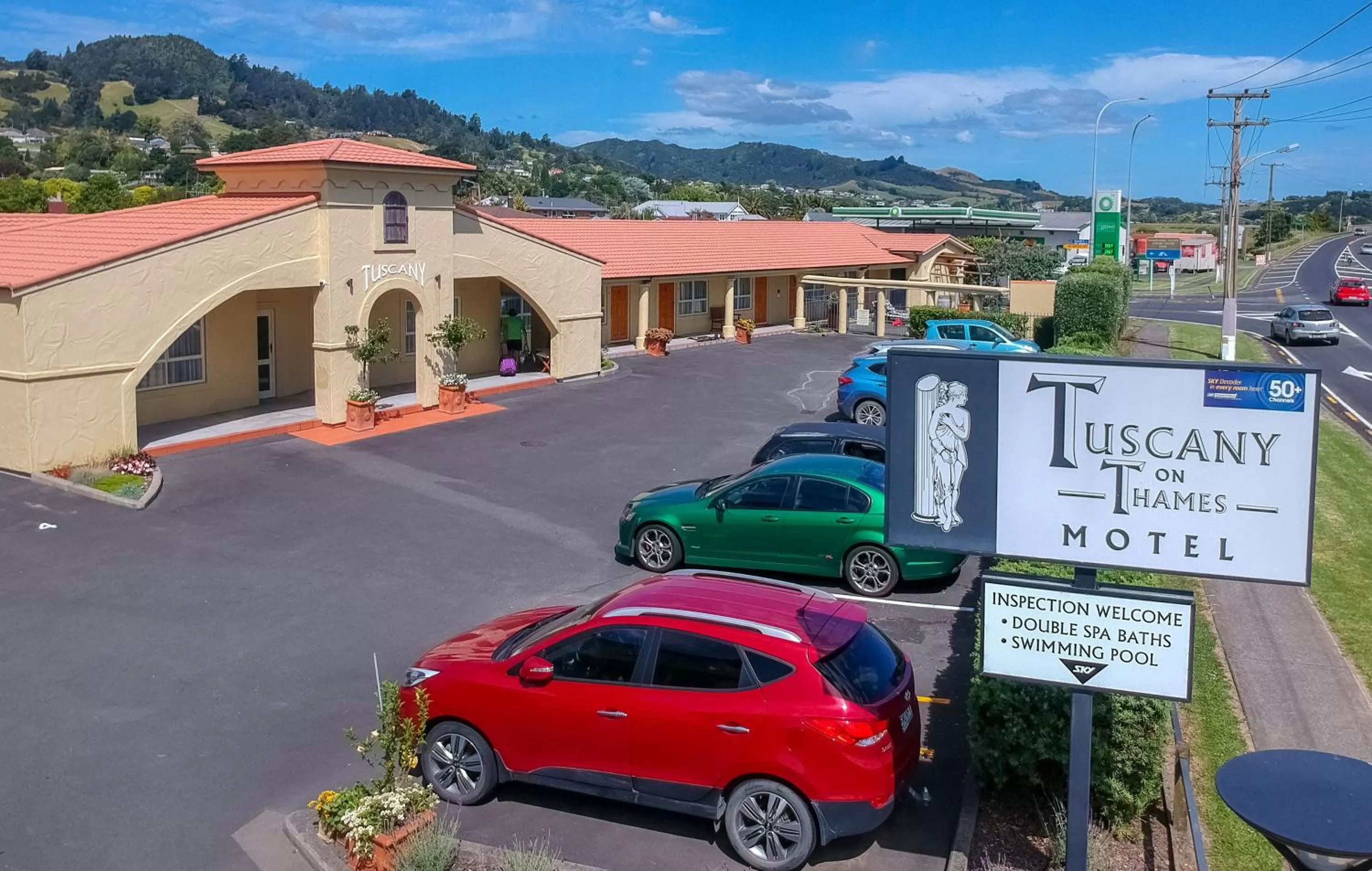 Street view in Tuscany On Thames
