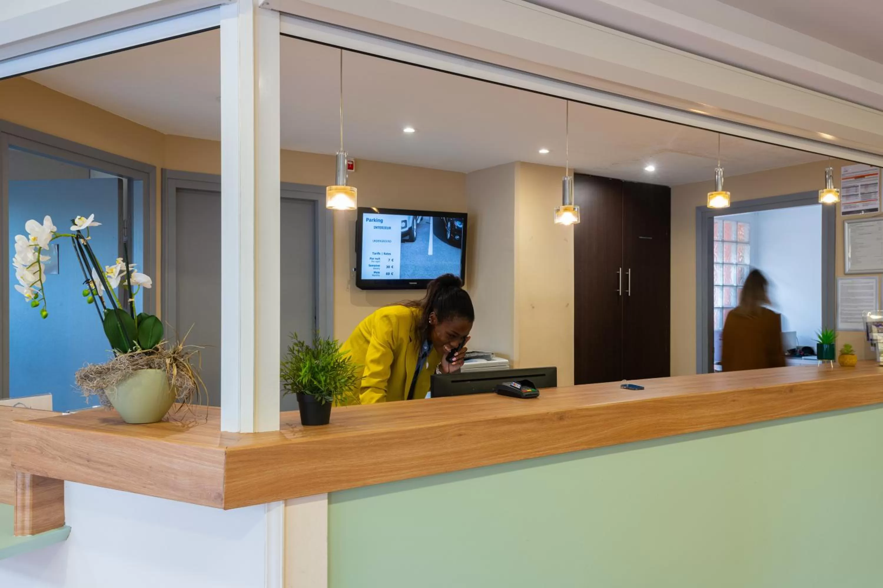 Lobby or reception in Zenitude Hôtel-Résidences Le Cannet