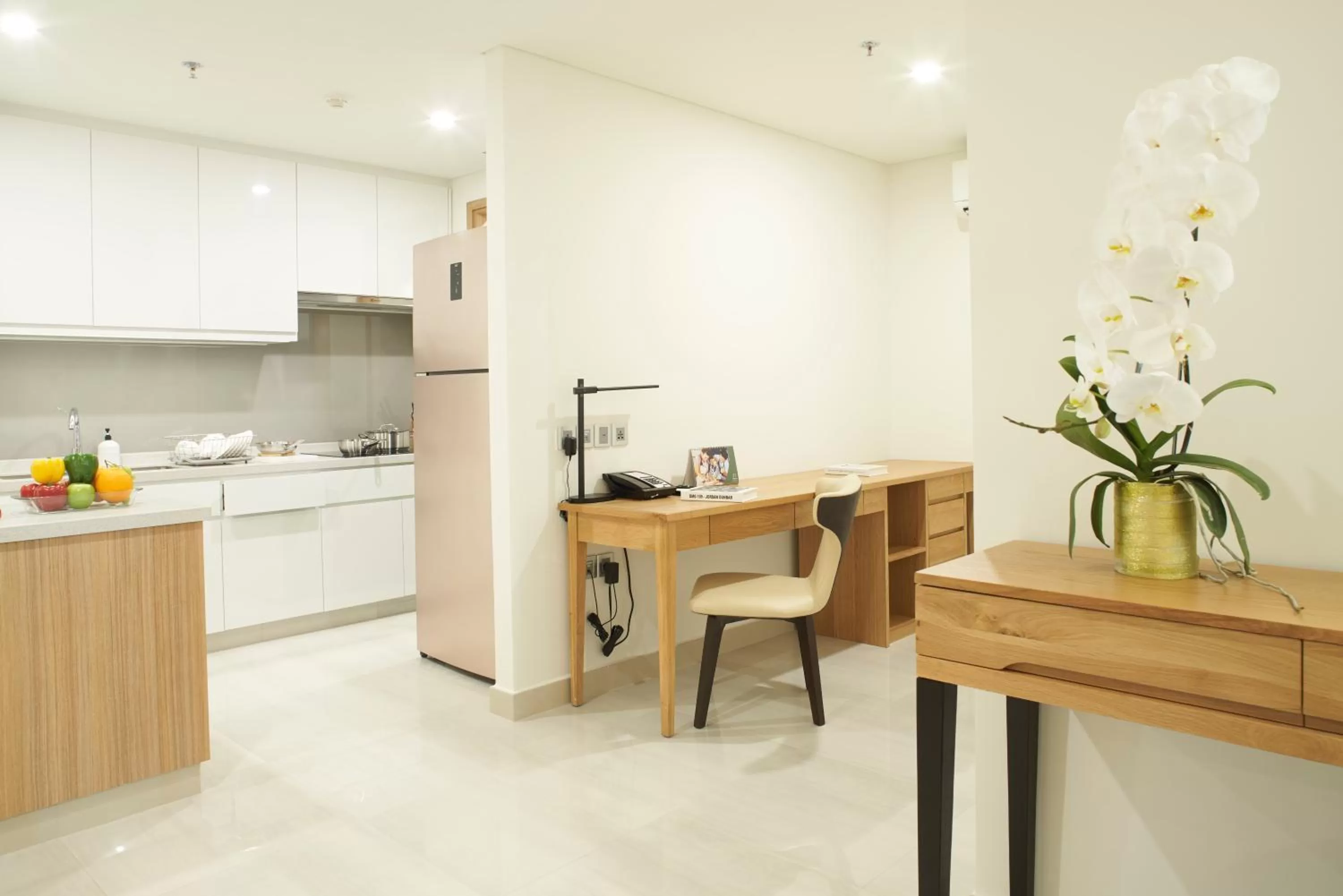 Kitchen or kitchenette in Oakwood Residence Saigon