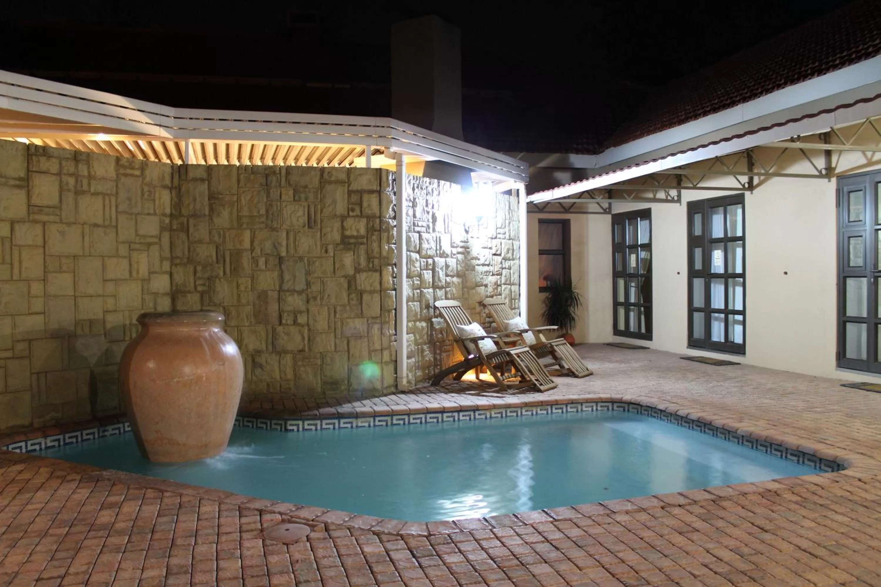 Swimming Pool in Villa Palma