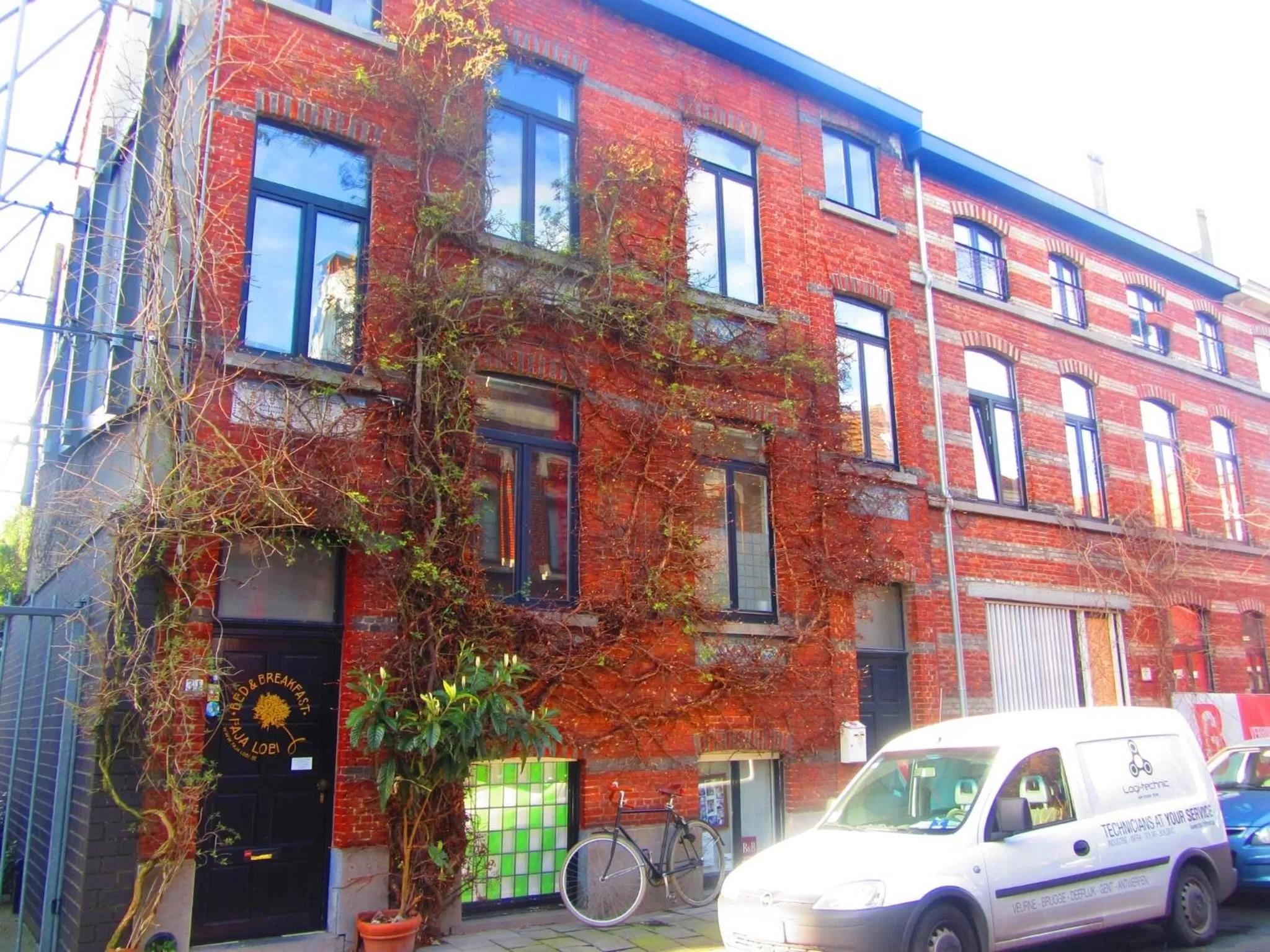 Facade/Entrance in B&B Faja lobi