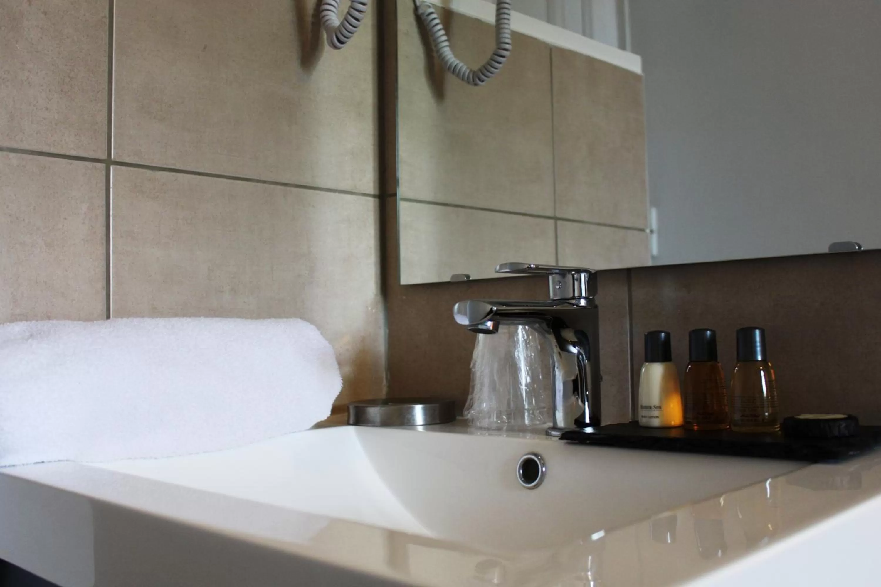 Bathroom in Résidence et Chambres d'Hôtes de La Porte d'Arras