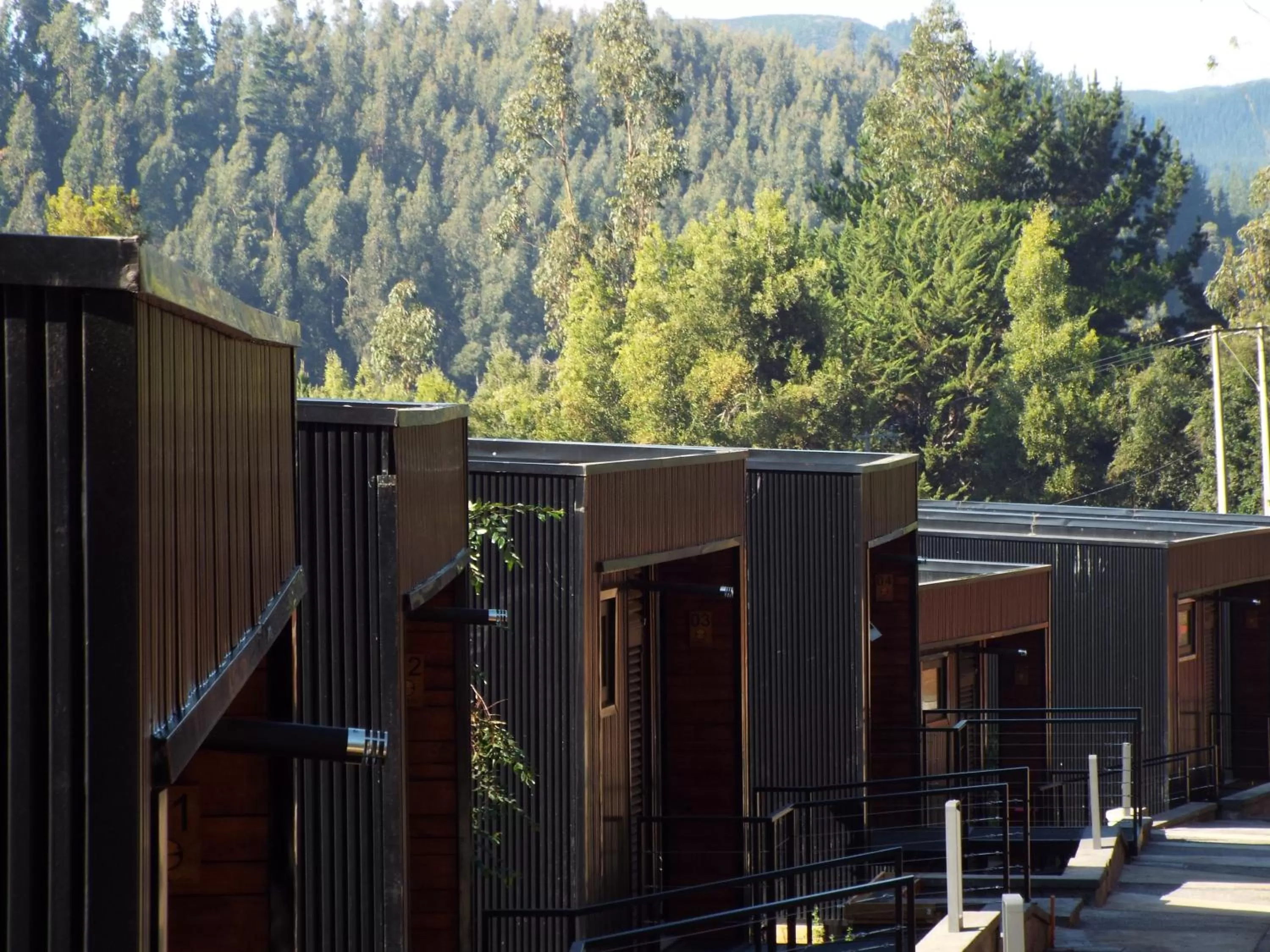 Facade/entrance in Pura Lodge