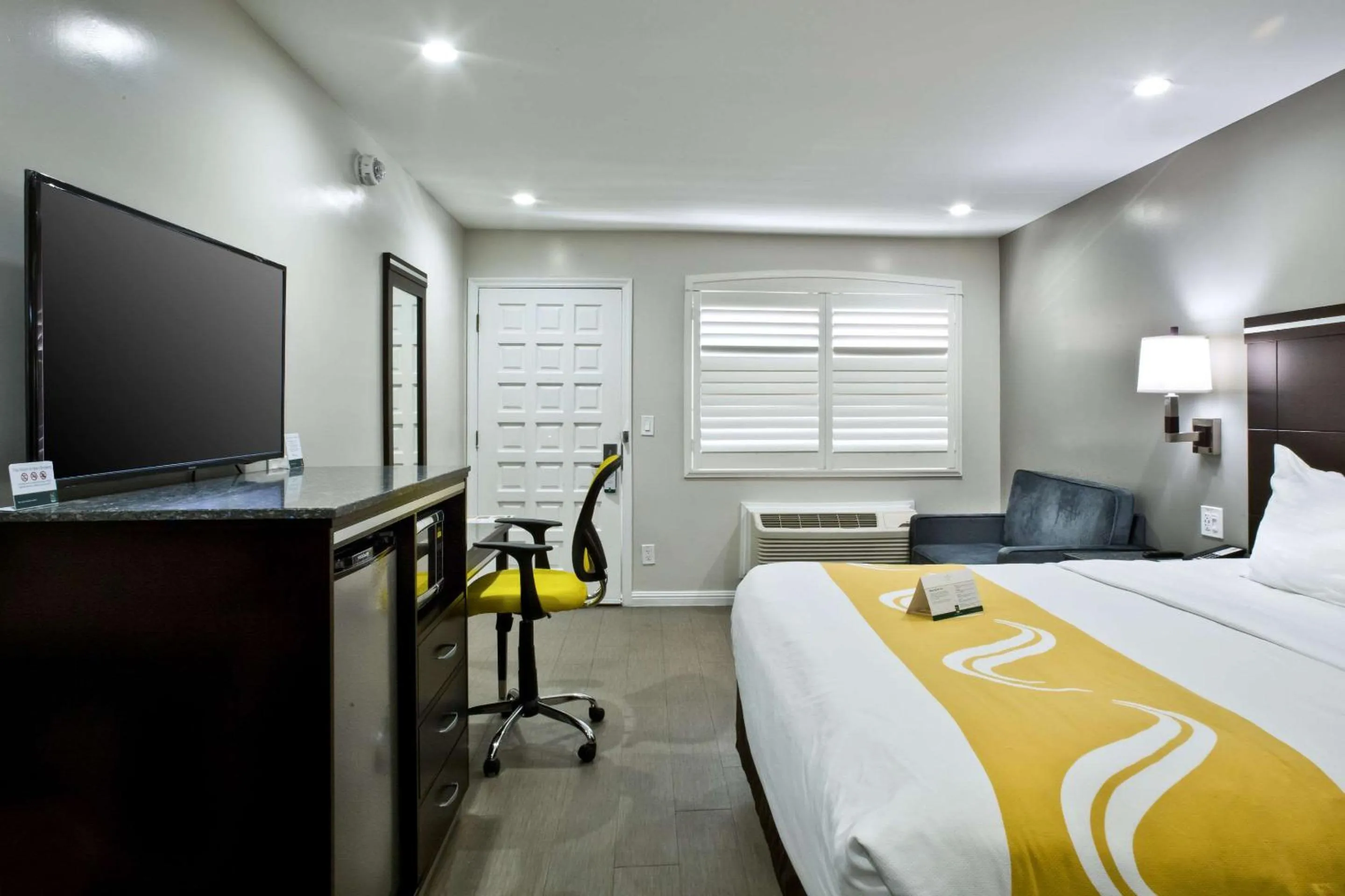 Photo of the whole room in Bay Area Inn & Suites