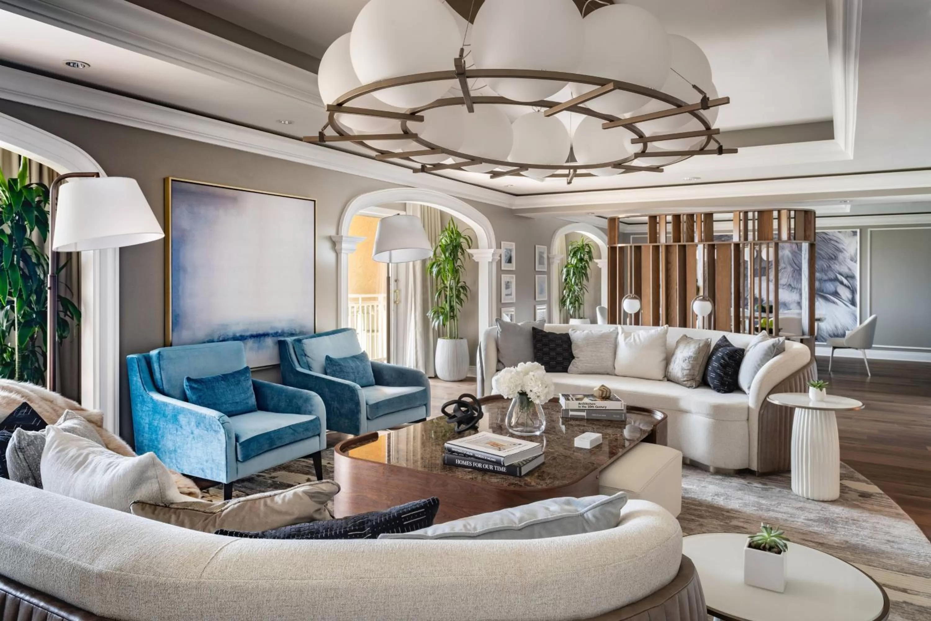 Living room in The Ritz-Carlton Orlando, Grande Lakes