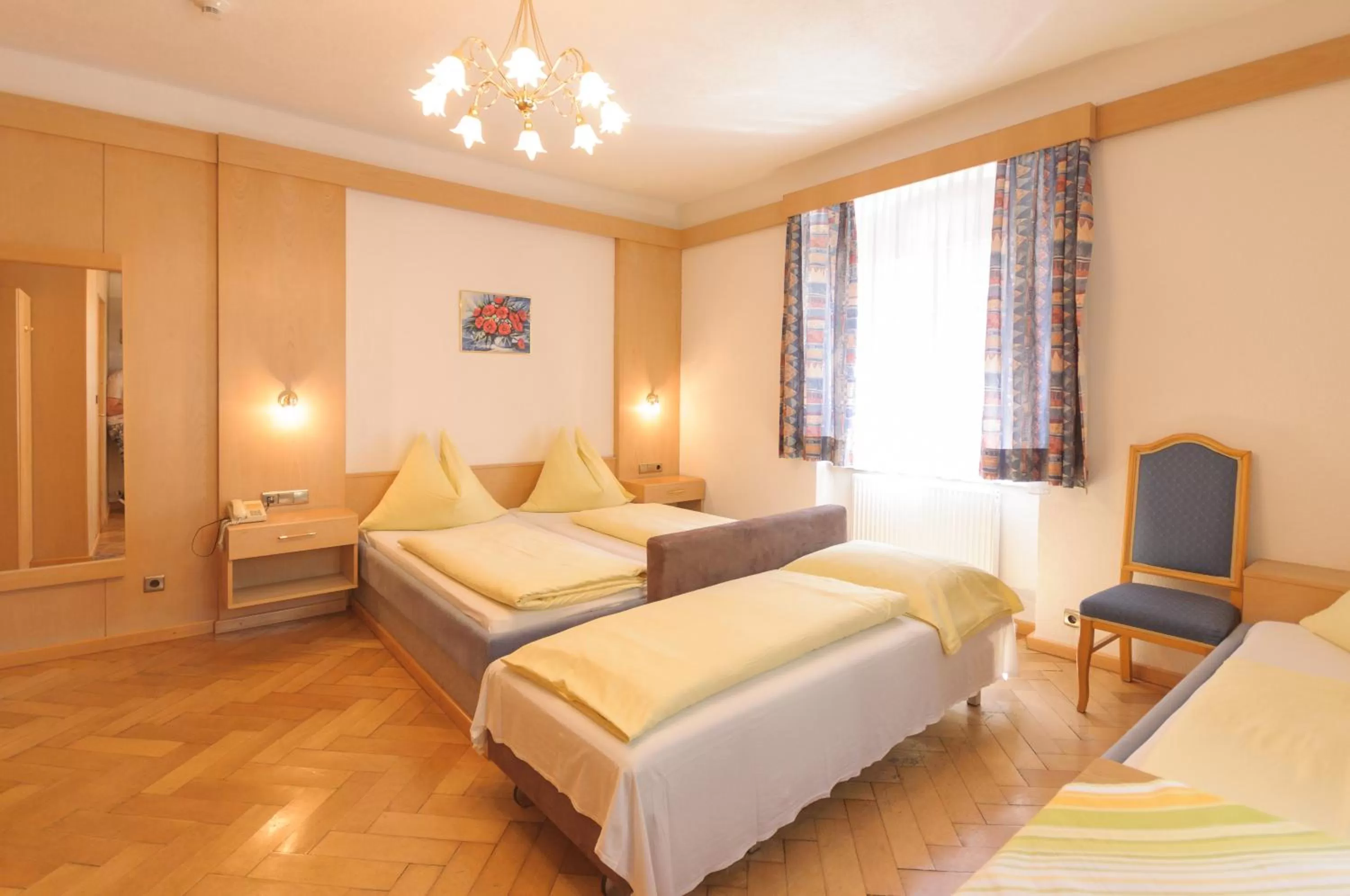 Photo of the whole room, Bed in Hotel Tautermann