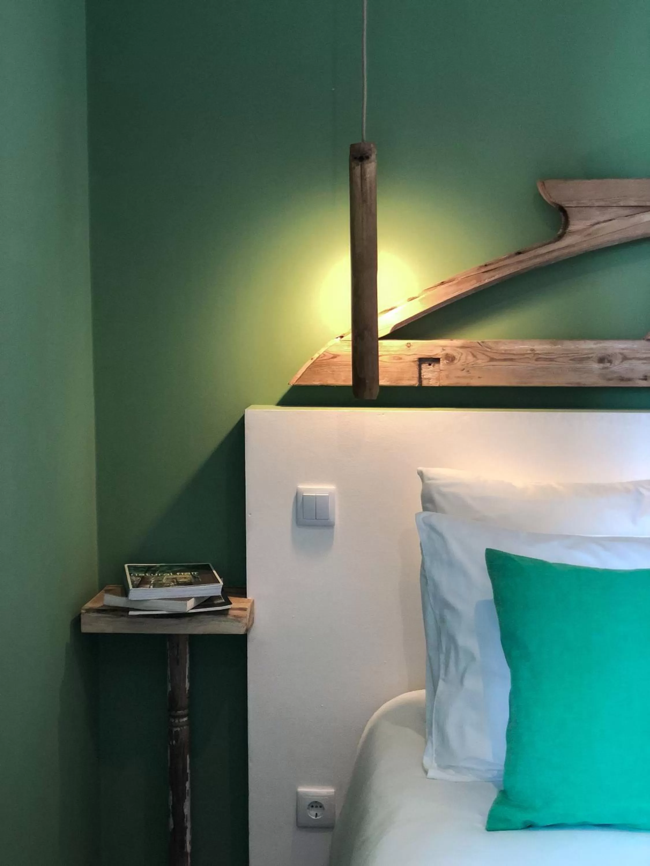 Bed, Bathroom in Altanure - Almatere Food Forest Boutique Hotel