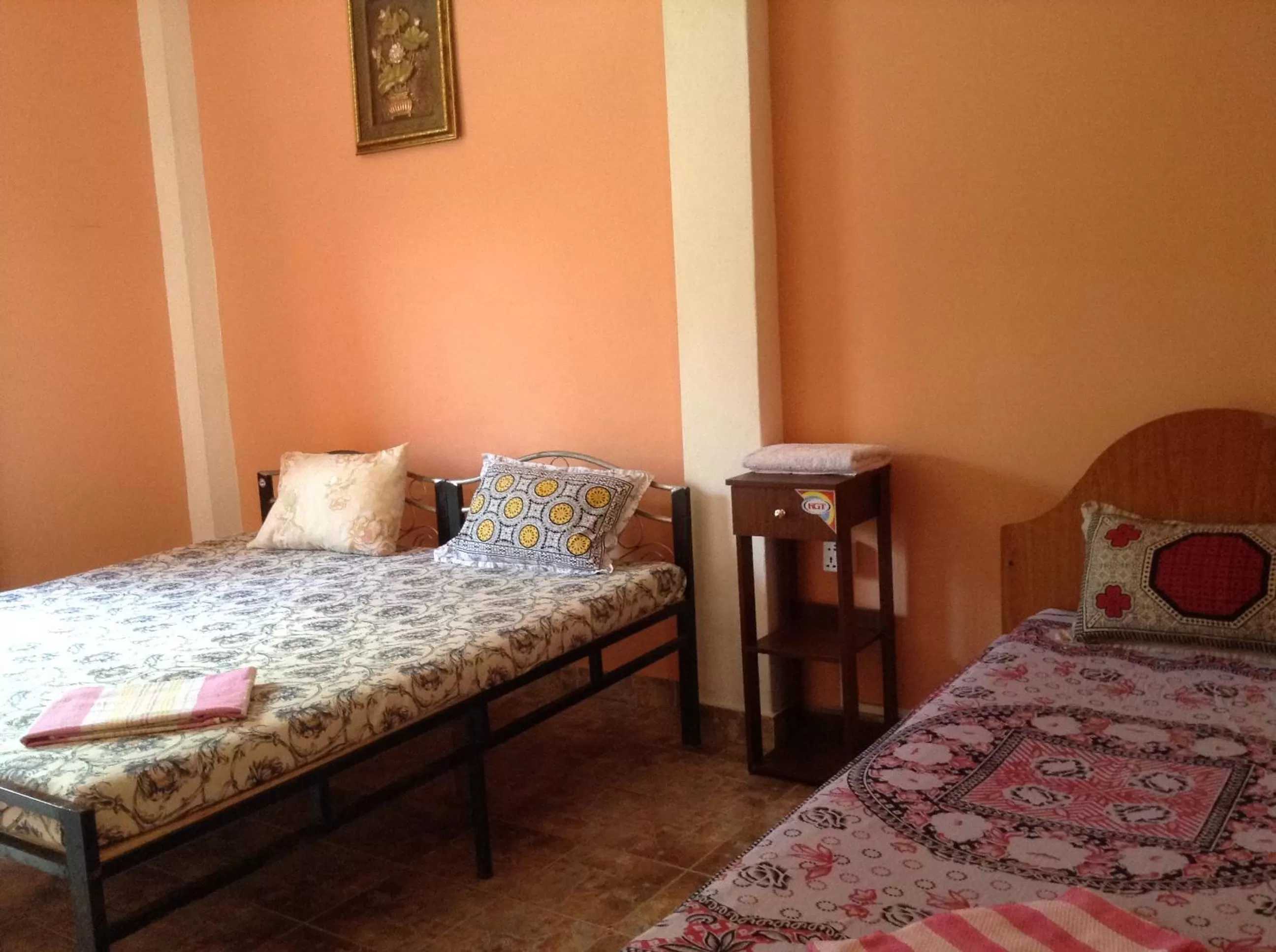 Bed in Sunshine Hotel