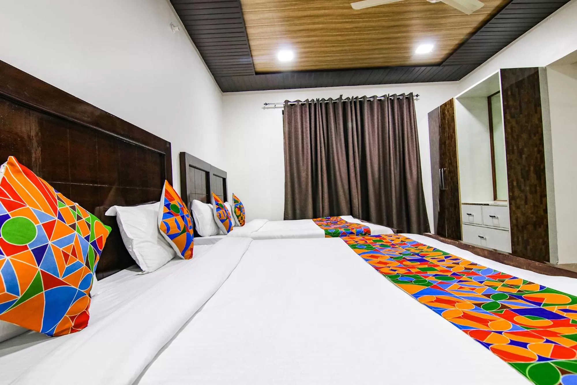 Photo of the whole room, Bed in FabHotel Prime Olive Lake View