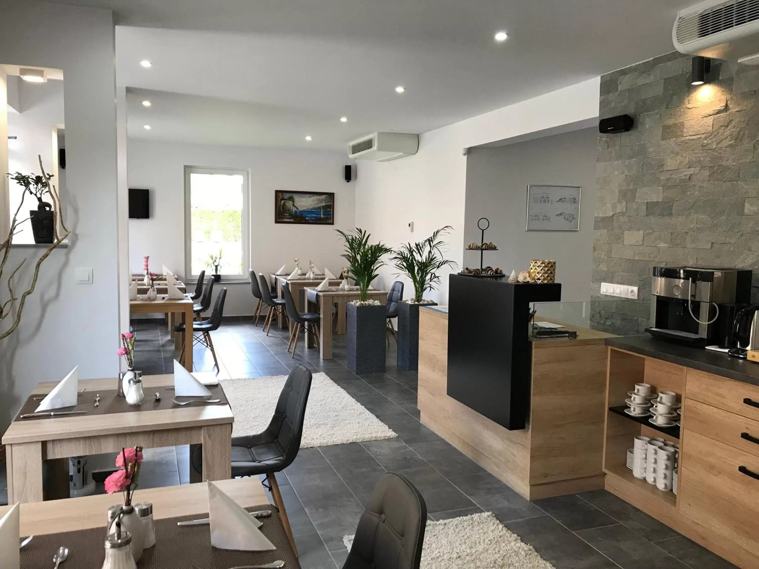 Restaurant/places to eat in Villa Aruba & Private SPA Suites