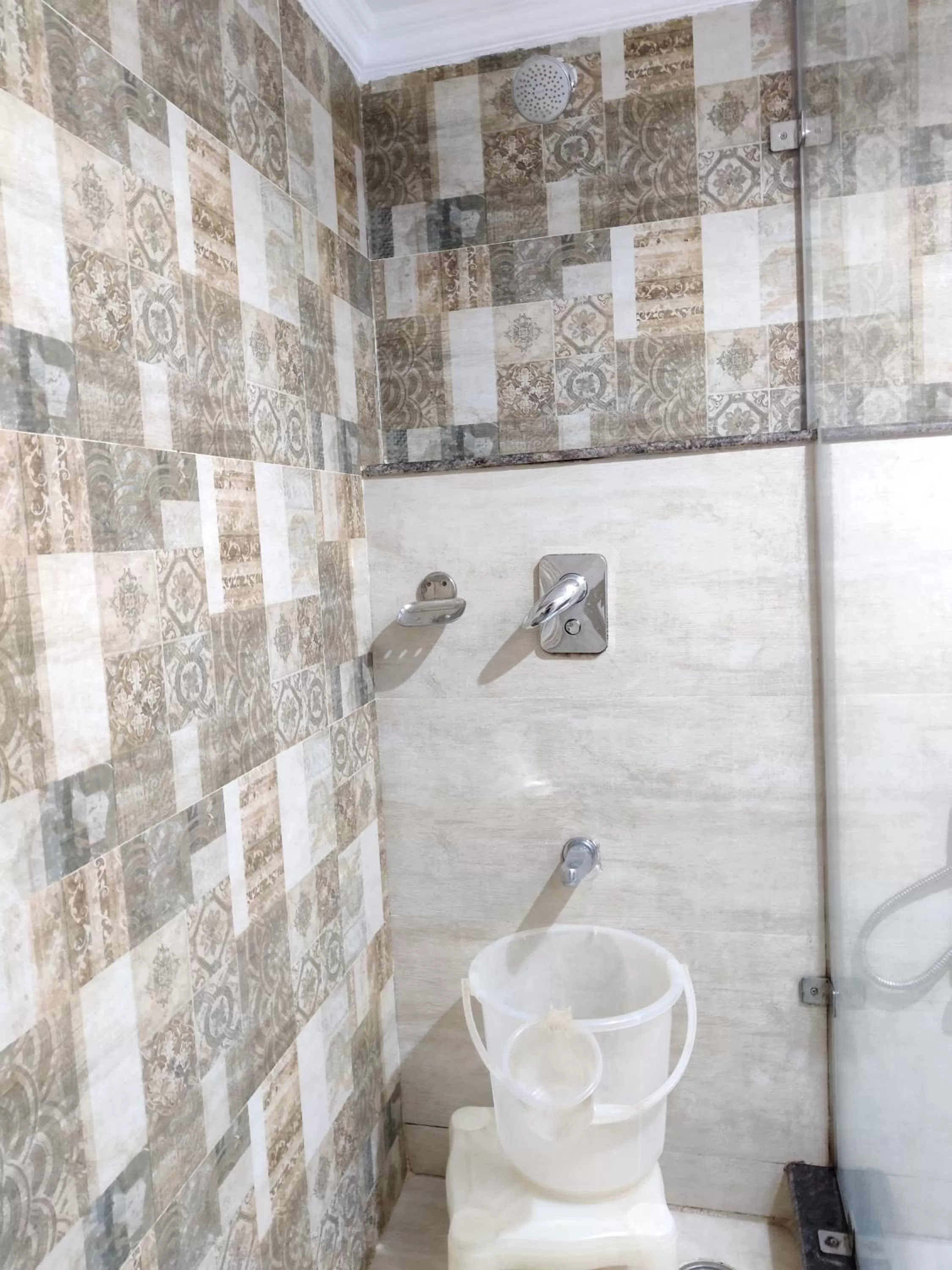 Bathroom in Hotel Shiva Continental