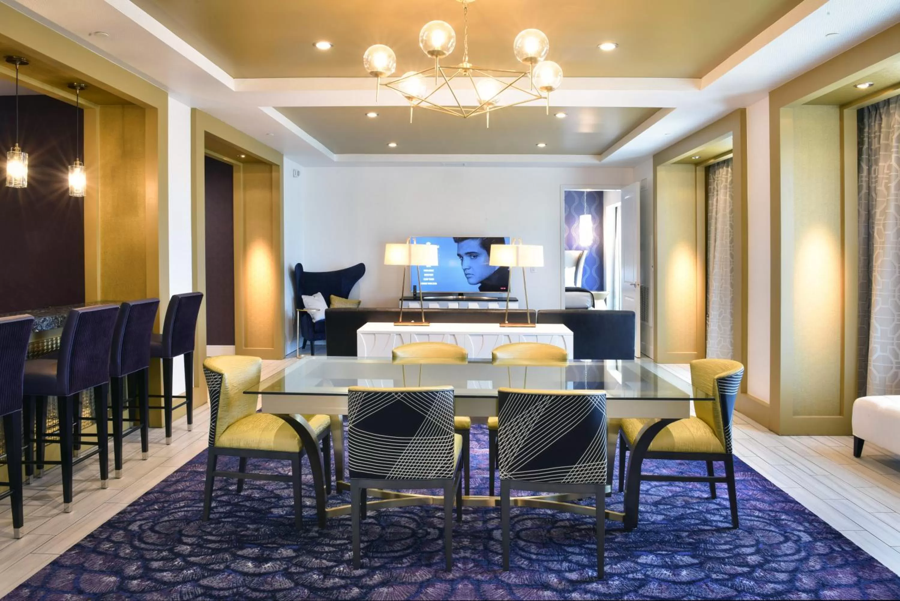 Living room in The Guest House at Graceland