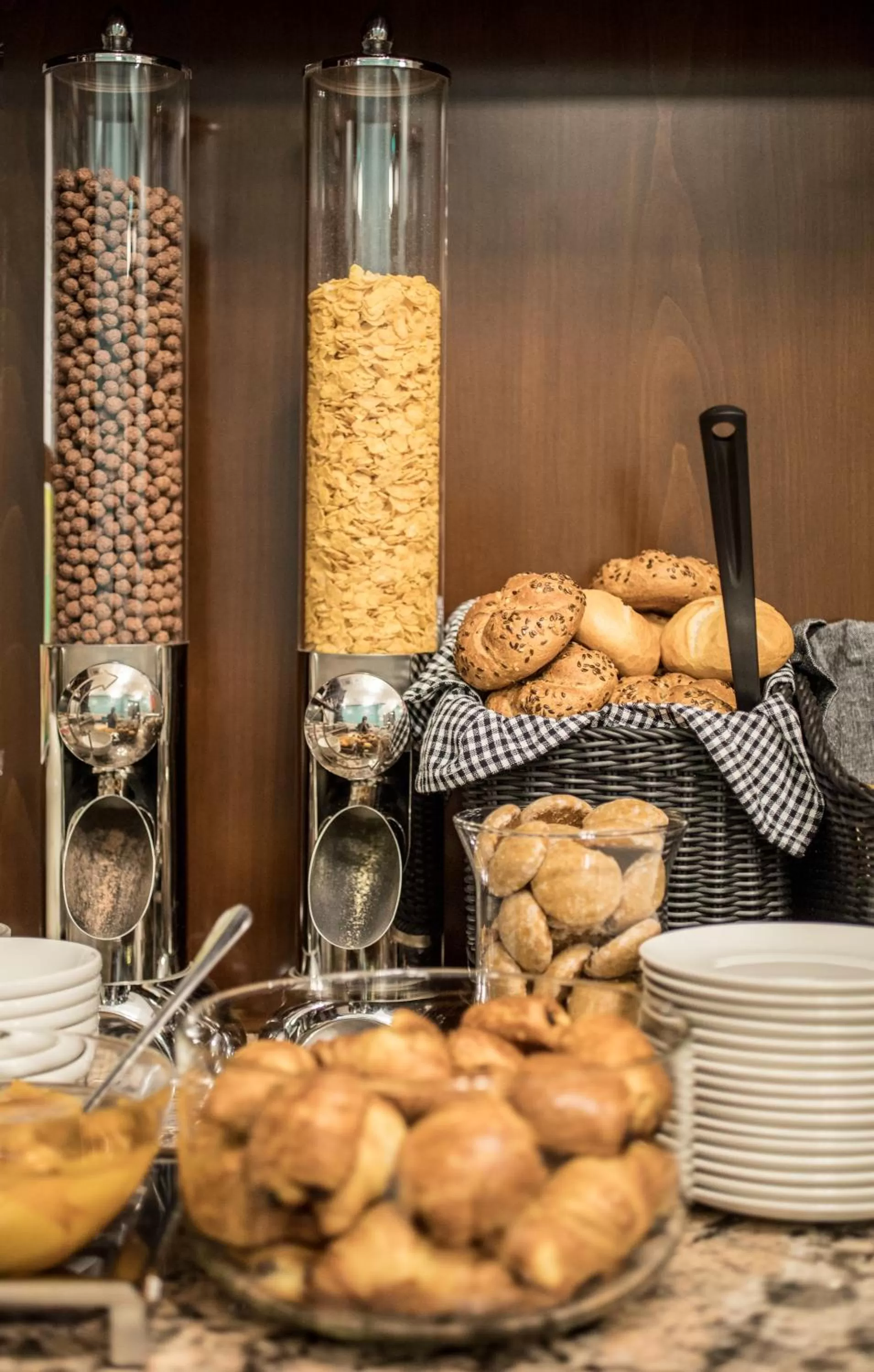 Buffet breakfast in Concorde Old Bucharest Hotel