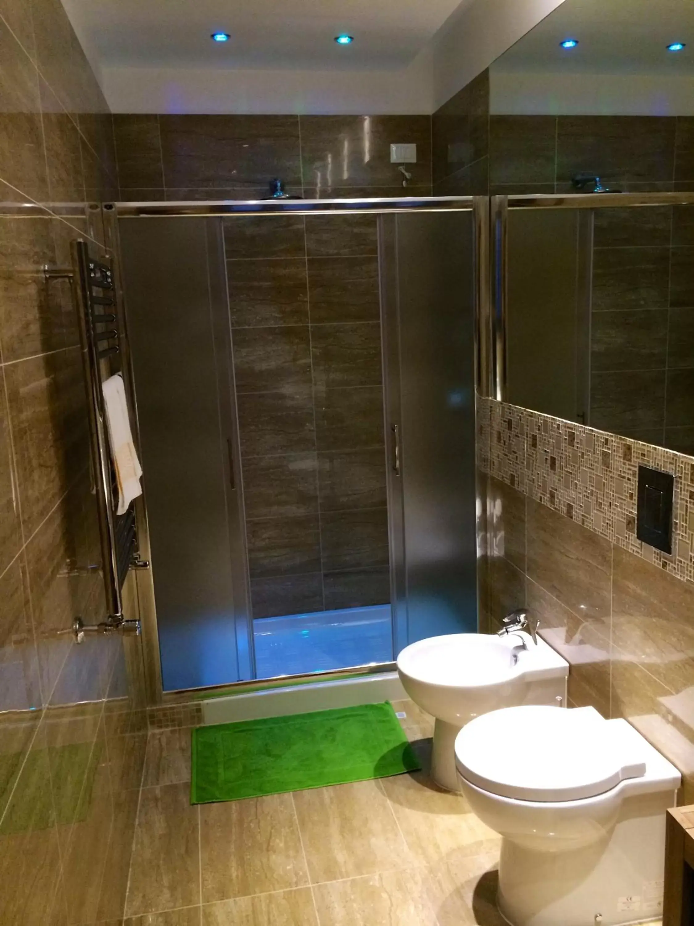 Superior Double Room in Hotel Smeraldo Superior Double Room in Hotel Smeraldo