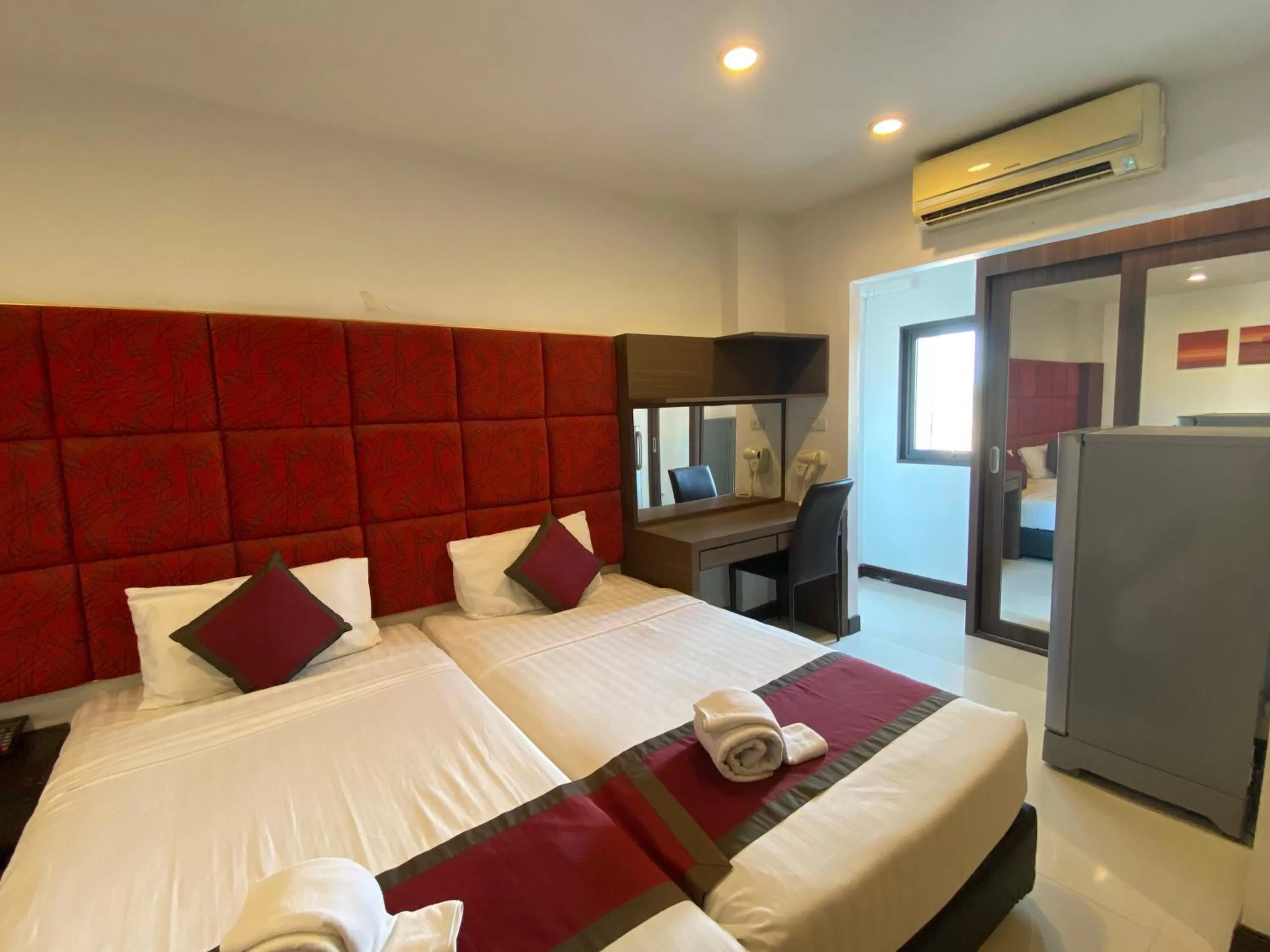 Photo of the whole room, Bed in Le Vernissage by Goad Avadhess Hospitality