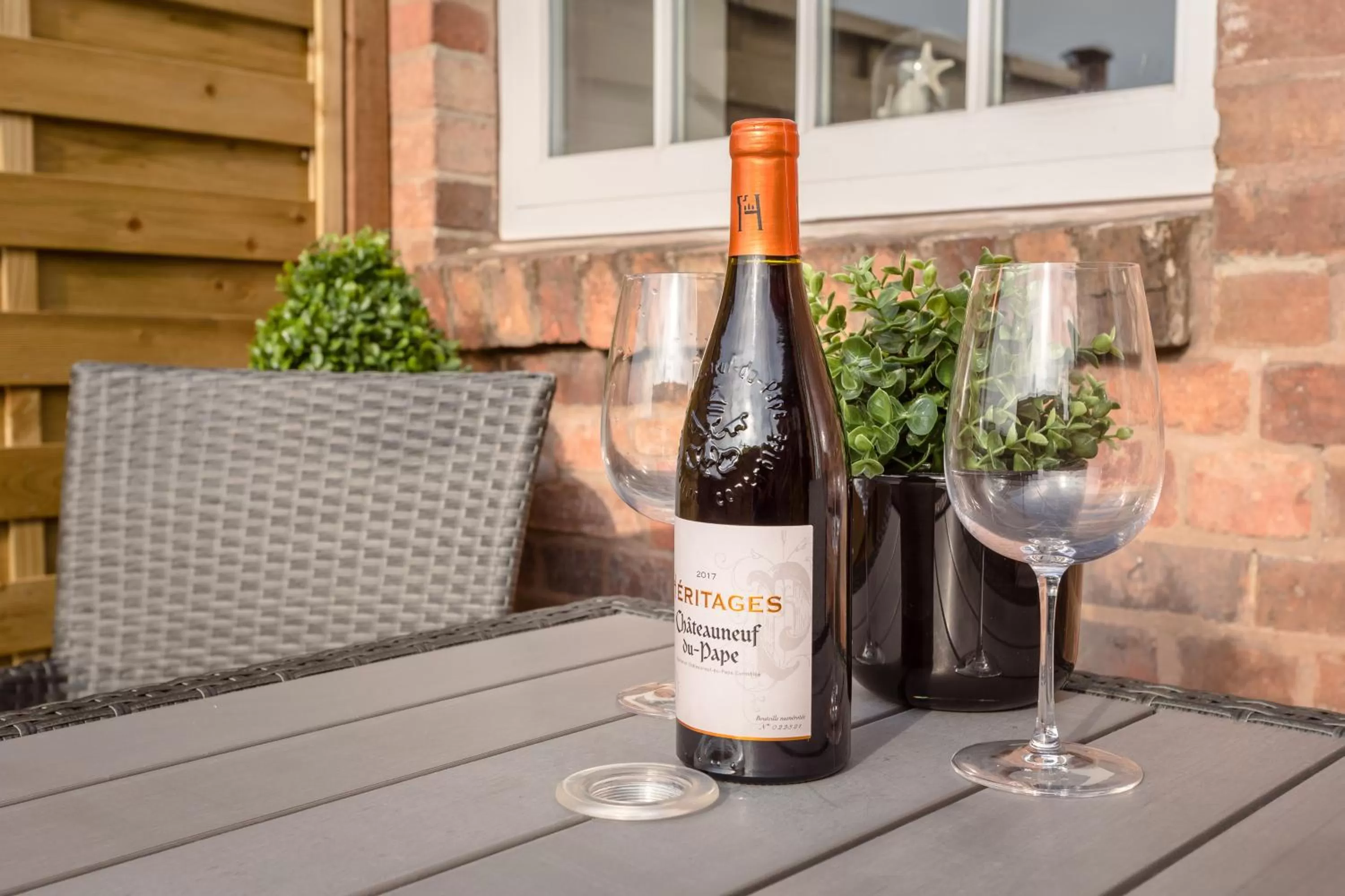 Drinks in Heritage Mews Nottingham