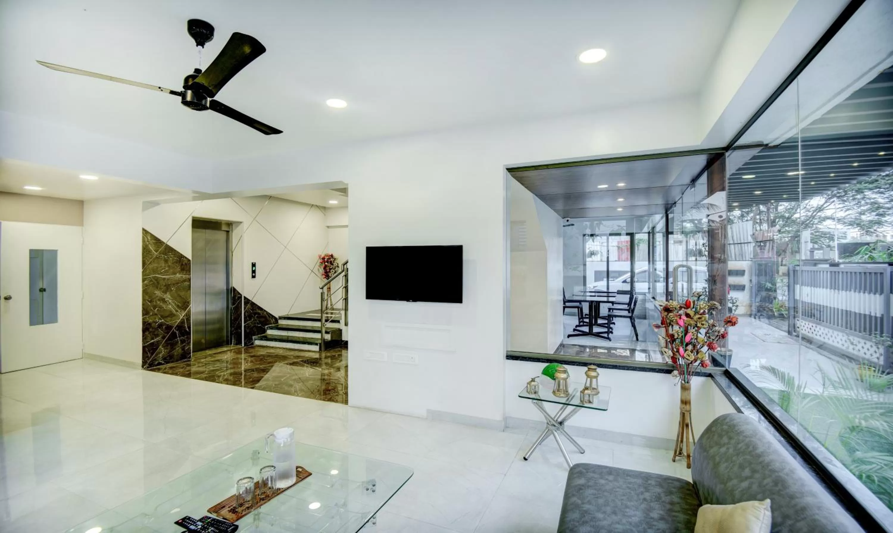 Seating Area in Treebo Trend Kuber Inn