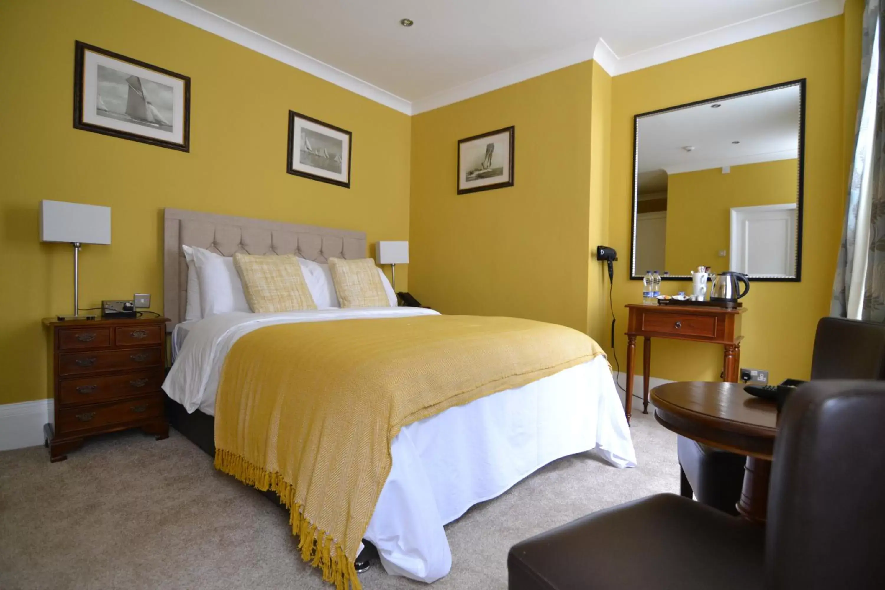 Standard Double Room in Angel and Royal Hotel Standard Double Room in Angel and Royal Hotel