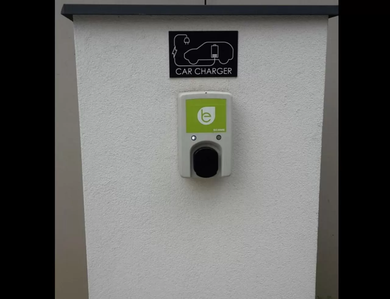 Parking in Garni Hotel DOCK Bratislava