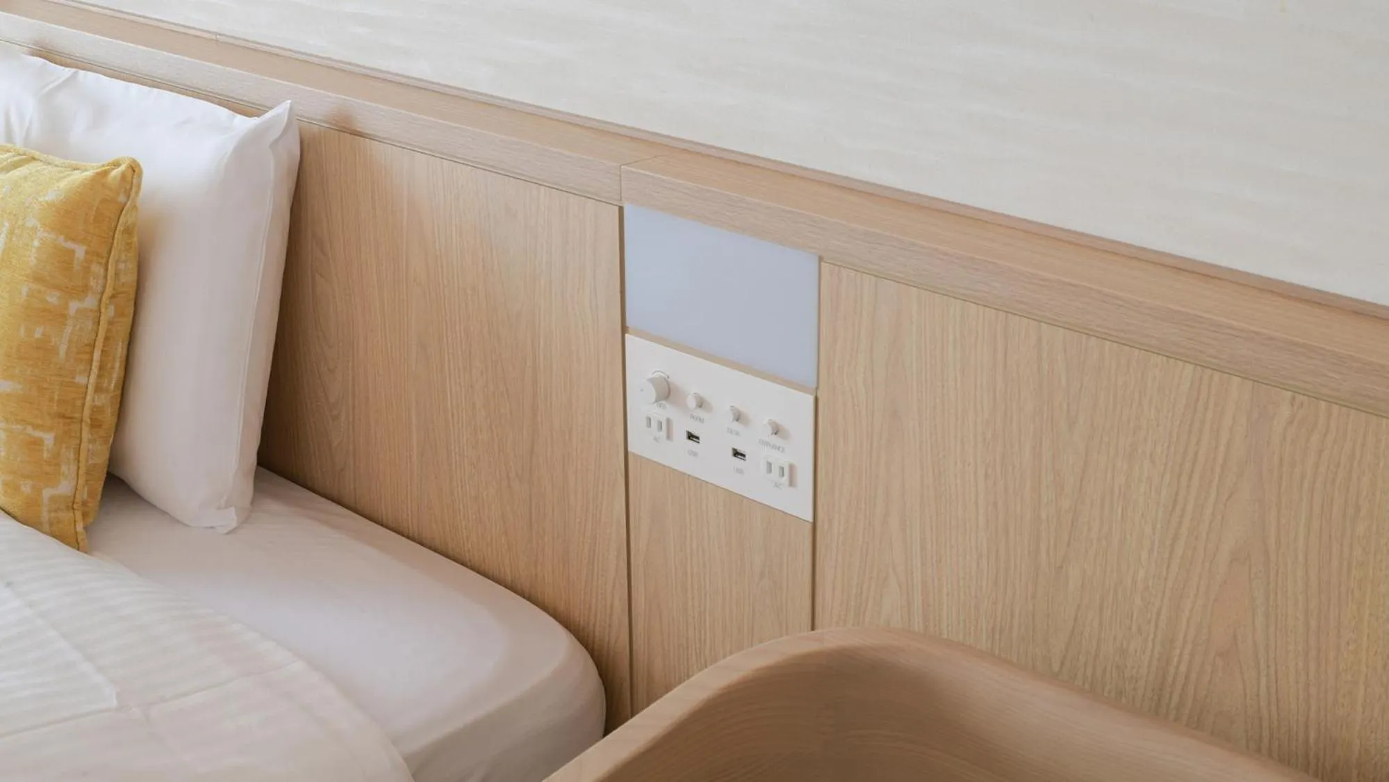 Bed in Vessel Hotel Kumamoto Airport