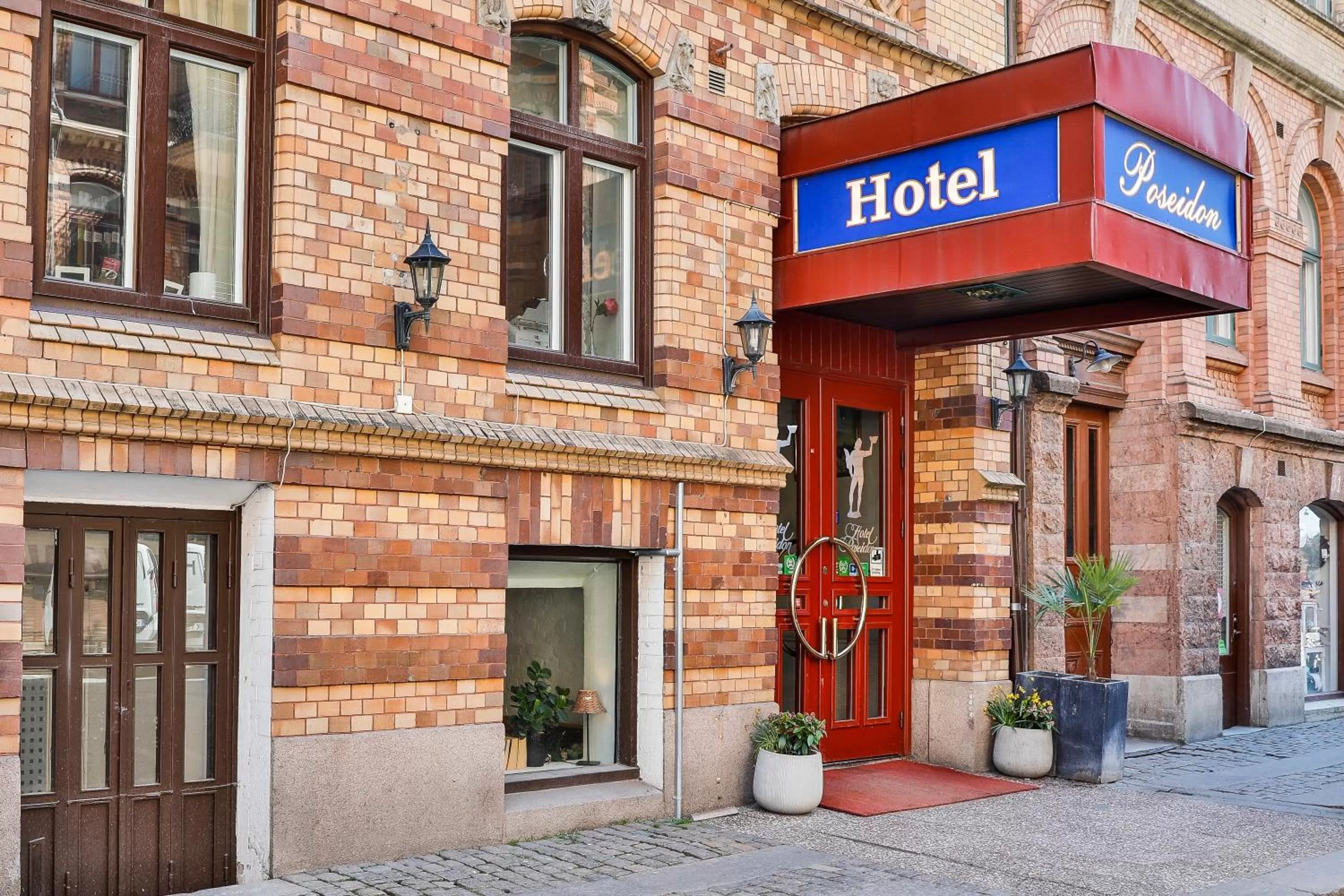 Facade/entrance in Hotel Poseidon