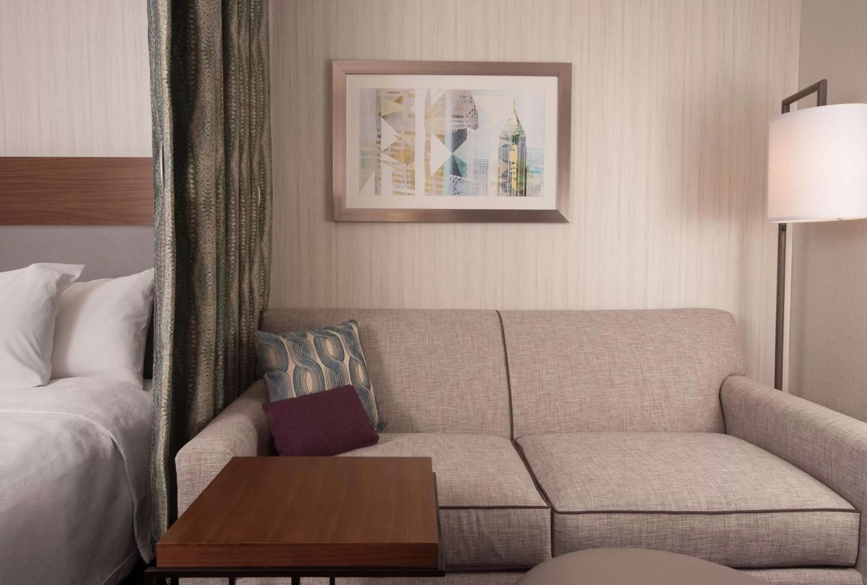 Living room in Home2 Suites By Hilton Atlanta Perimeter Center