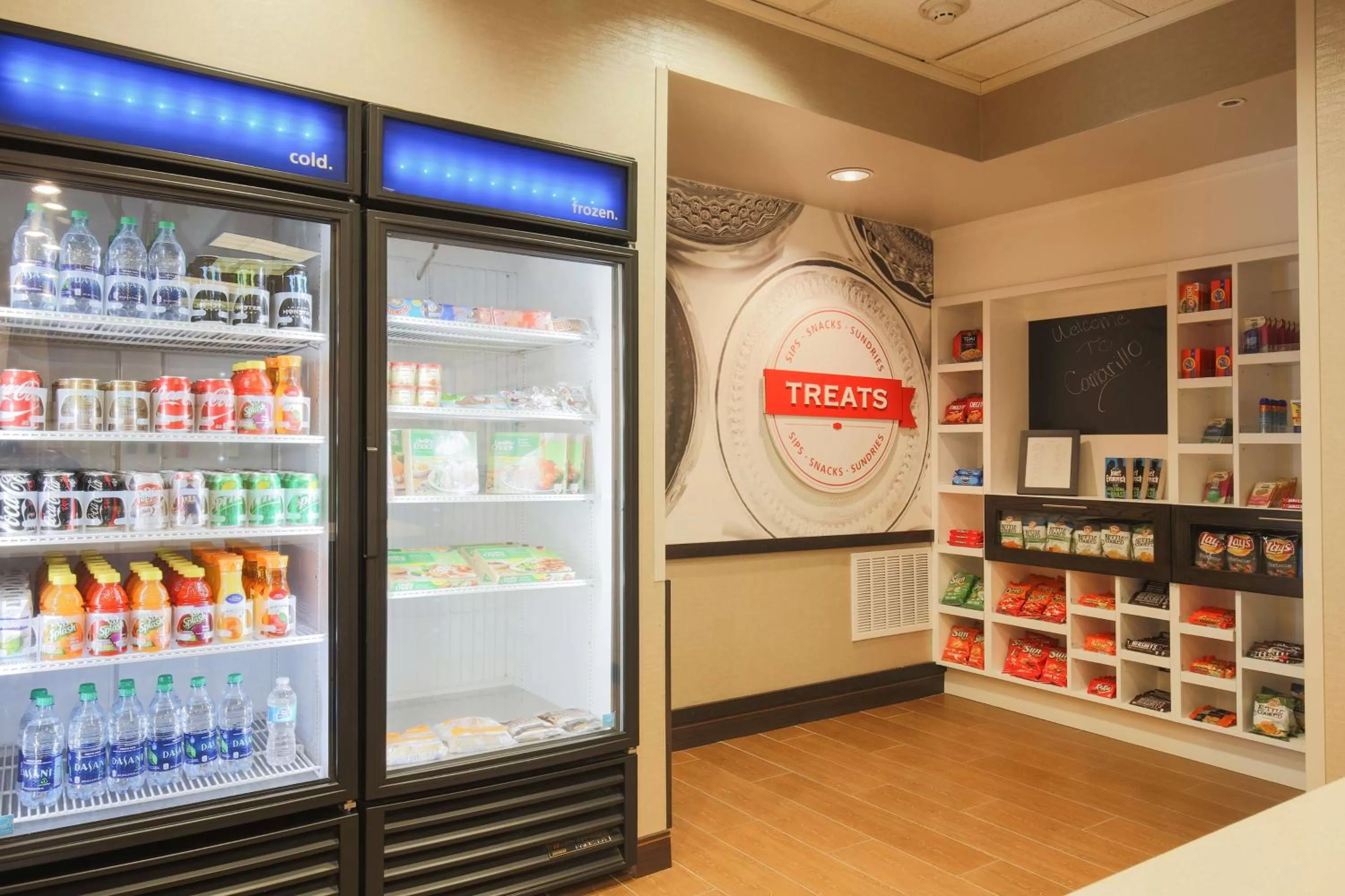 Restaurant/places to eat in Hampton Inn & Suites Camarillo