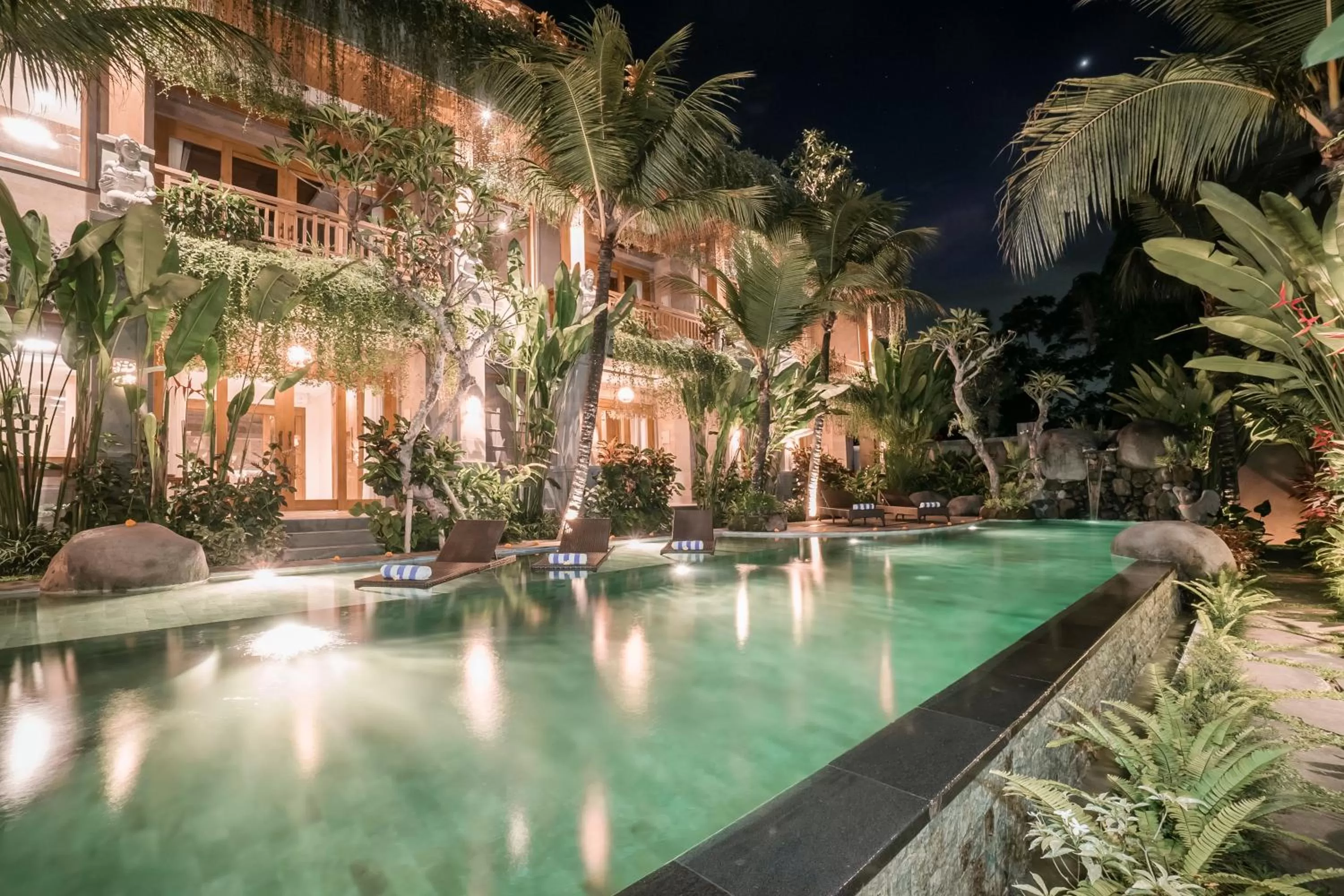 Swimming pool in Weda Cita Resort and Spa by Mahaputra