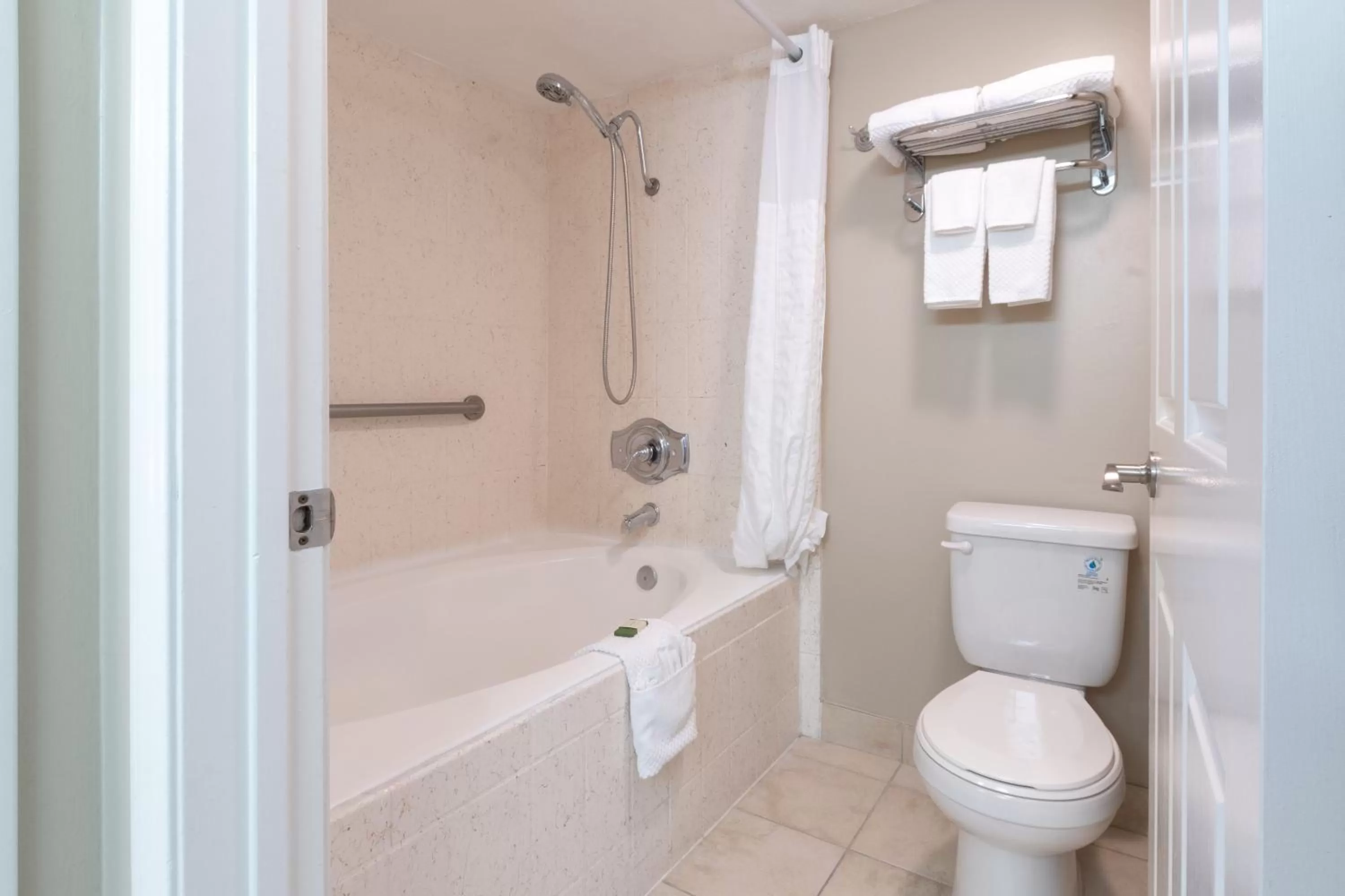 Shower in Capistrano SurfSide Inn