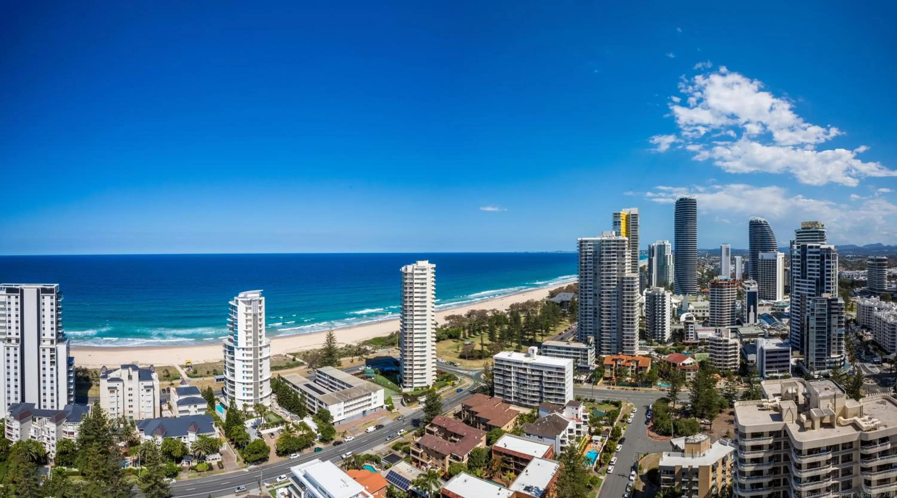 Day in Belle Maison Apartments - Official