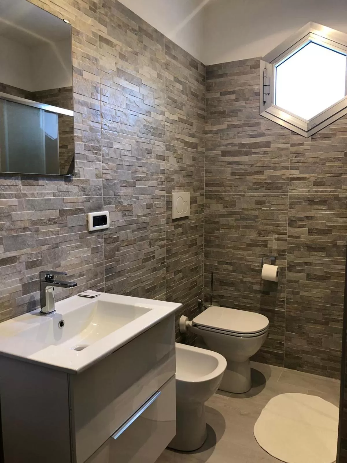 Bathroom in Hotel Delle Rose