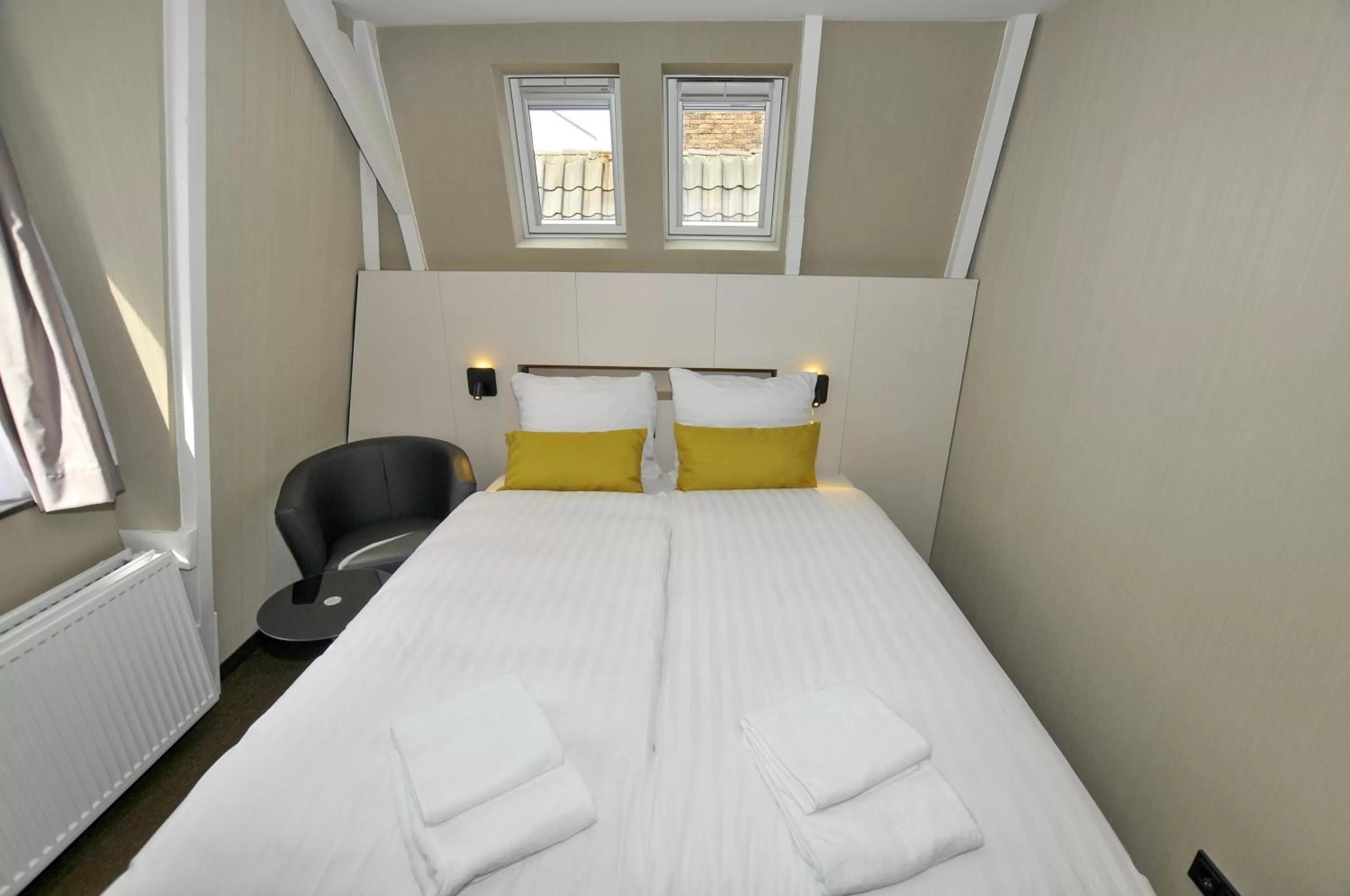 Bed in Cityview Hotel