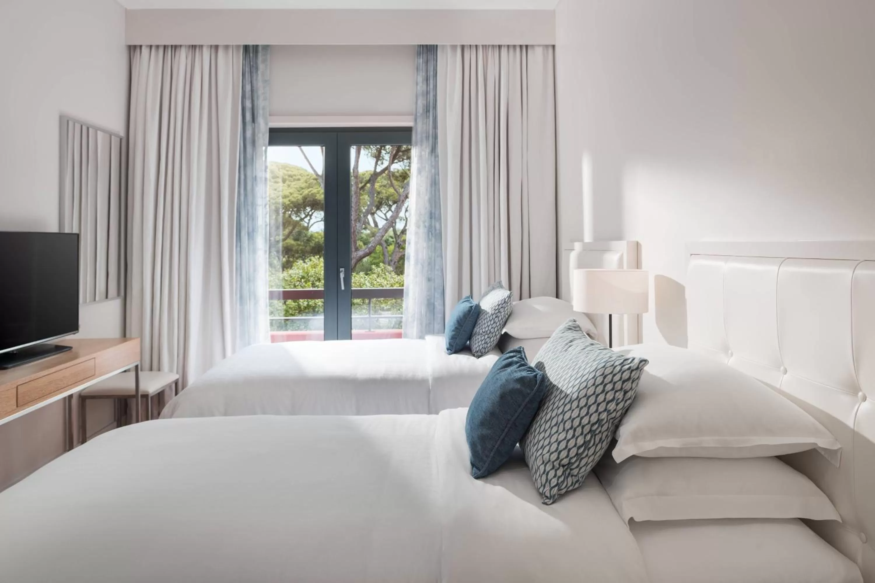 Bedroom, Bed in Sheraton Cascais Resort - Hotel & Residences
