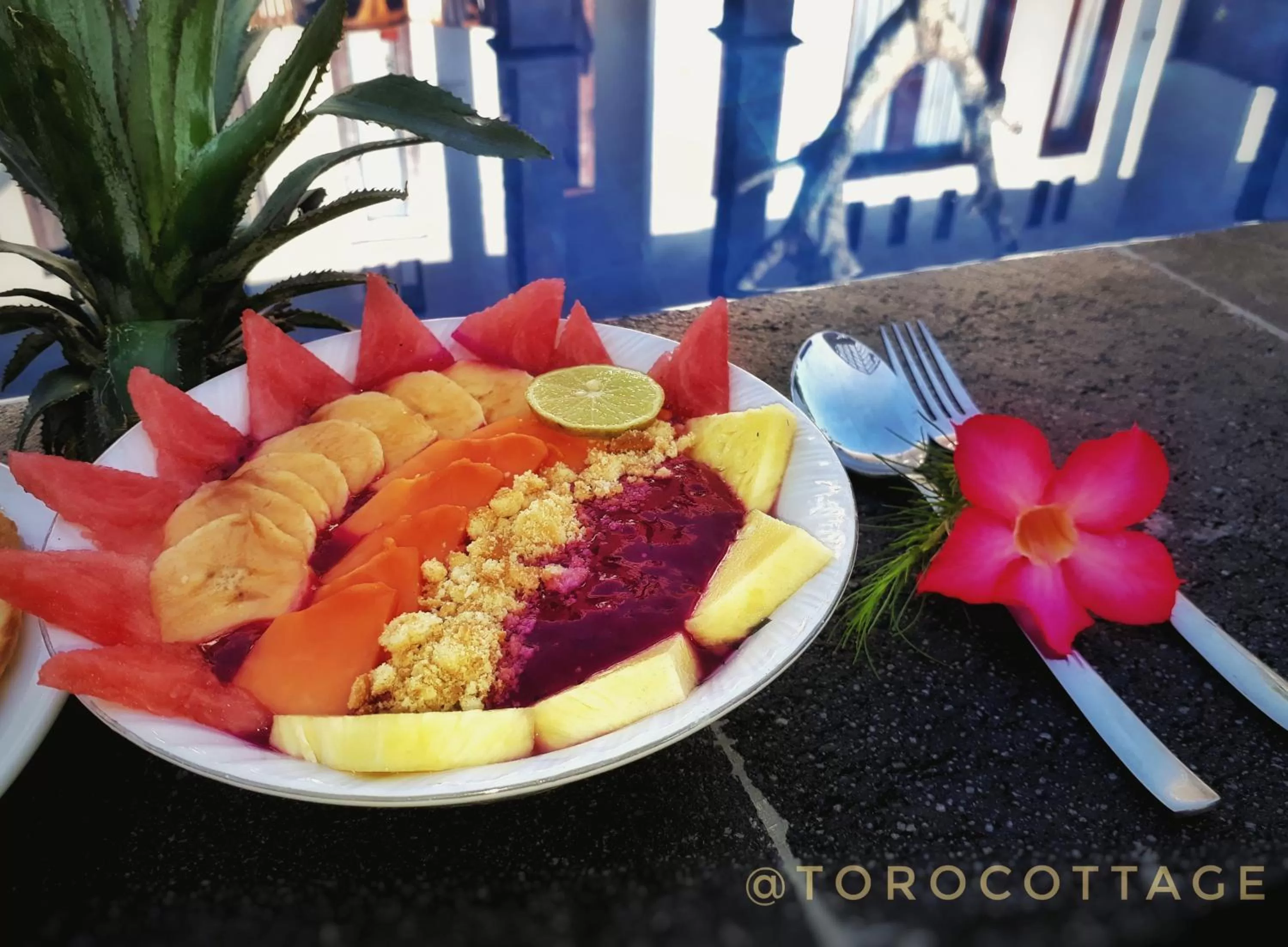 Breakfast in Toro Cottage