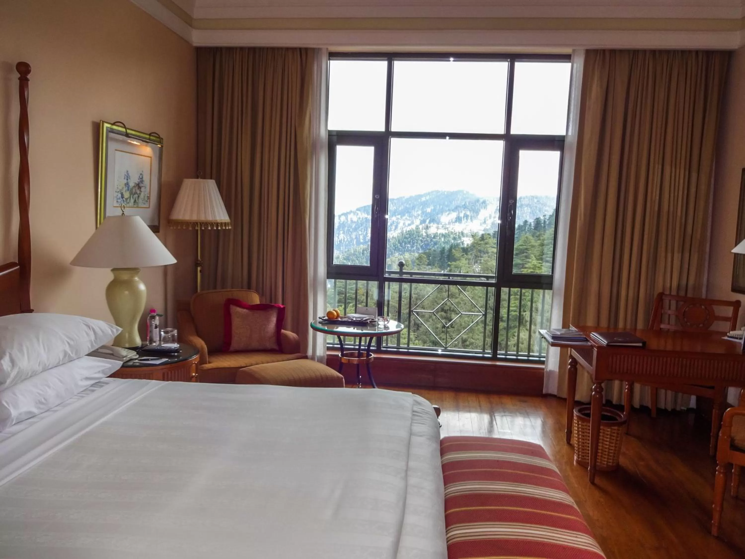 Bedroom, Bed in Wildflower Hall, An Oberoi Resort, Shimla
