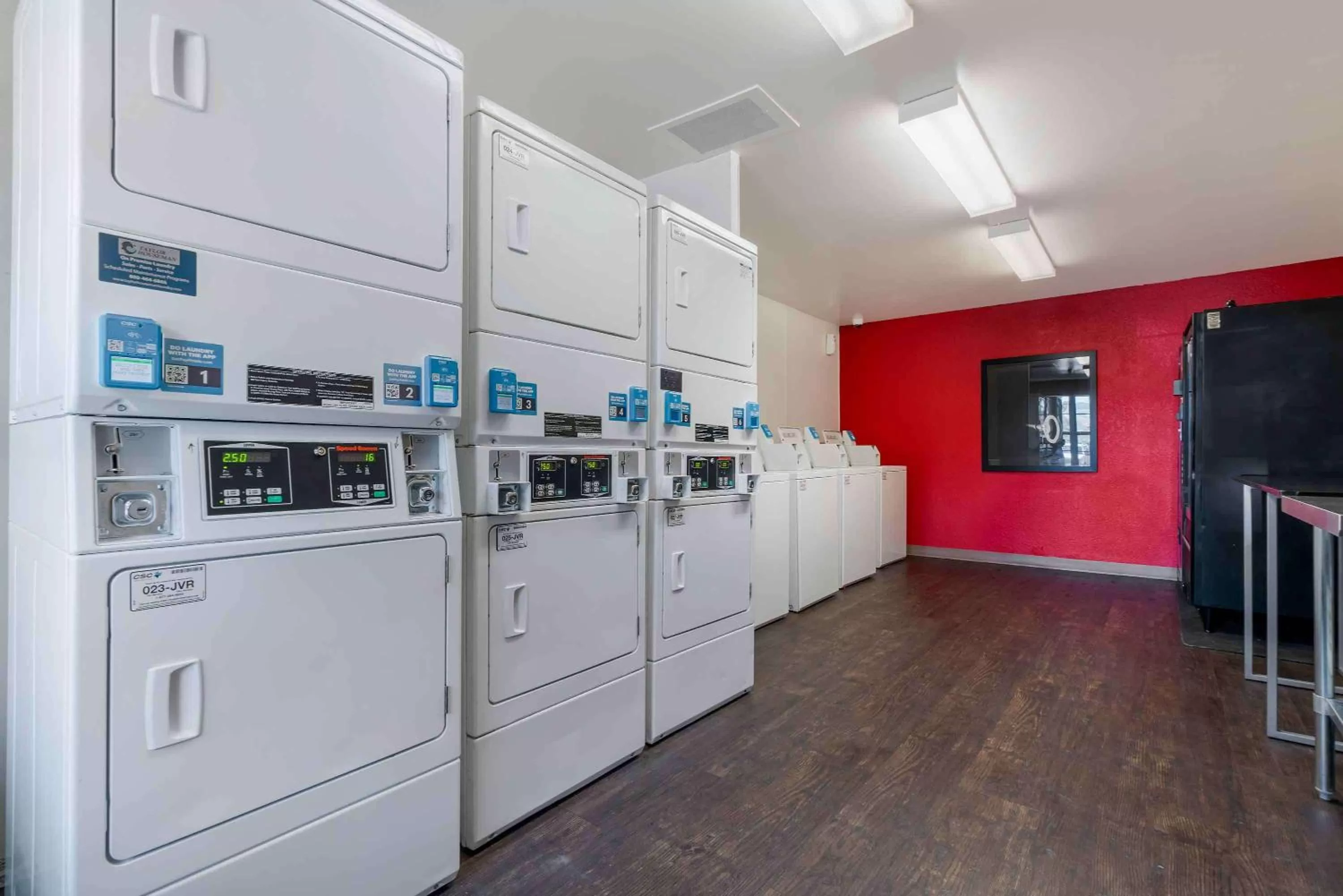 Property building in Extended Stay America Suites - Santa Rosa - South