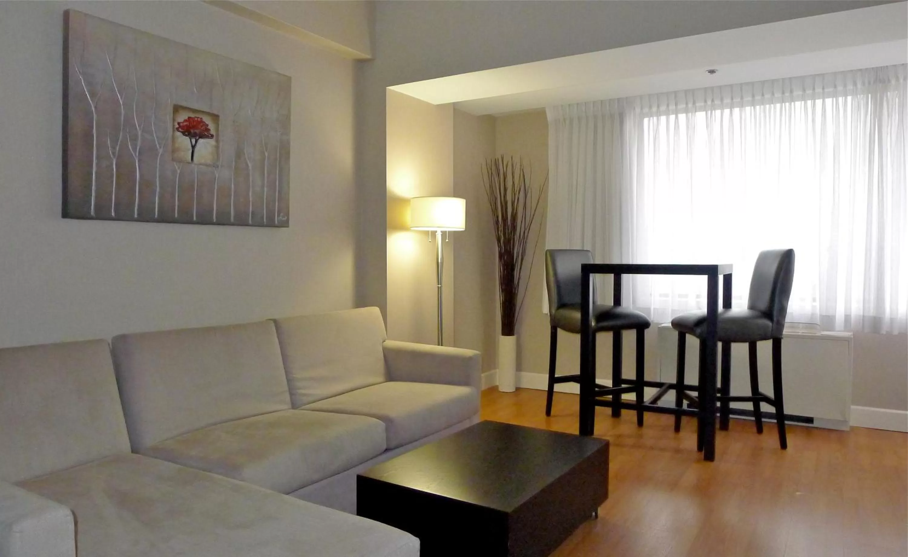 Photo of the whole room in Armon Plaza Montreal Airpt, Trademark Collection by Wyndham