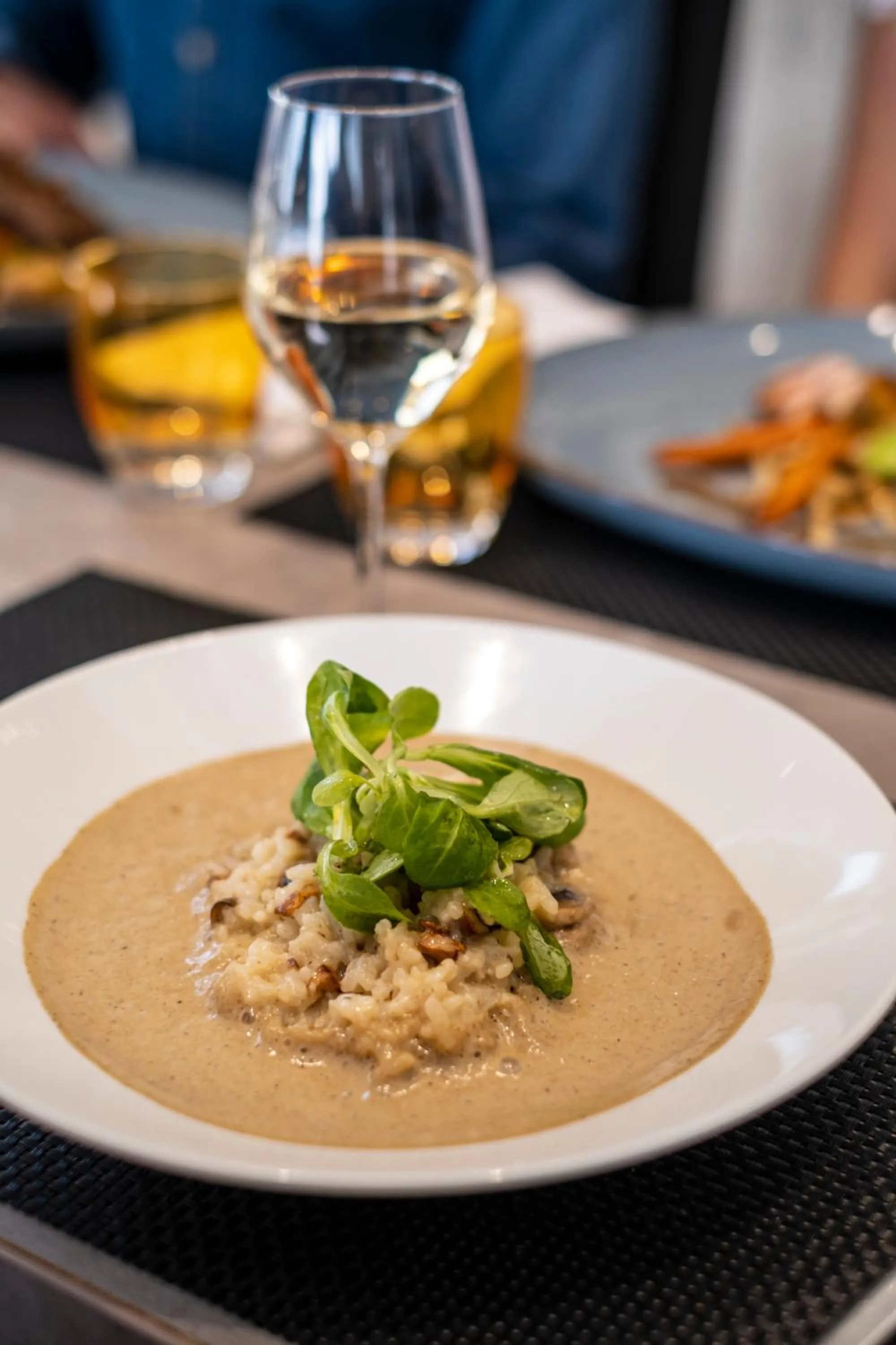 Food and drinks in Logis Hôtel Restaurant La Citadelle