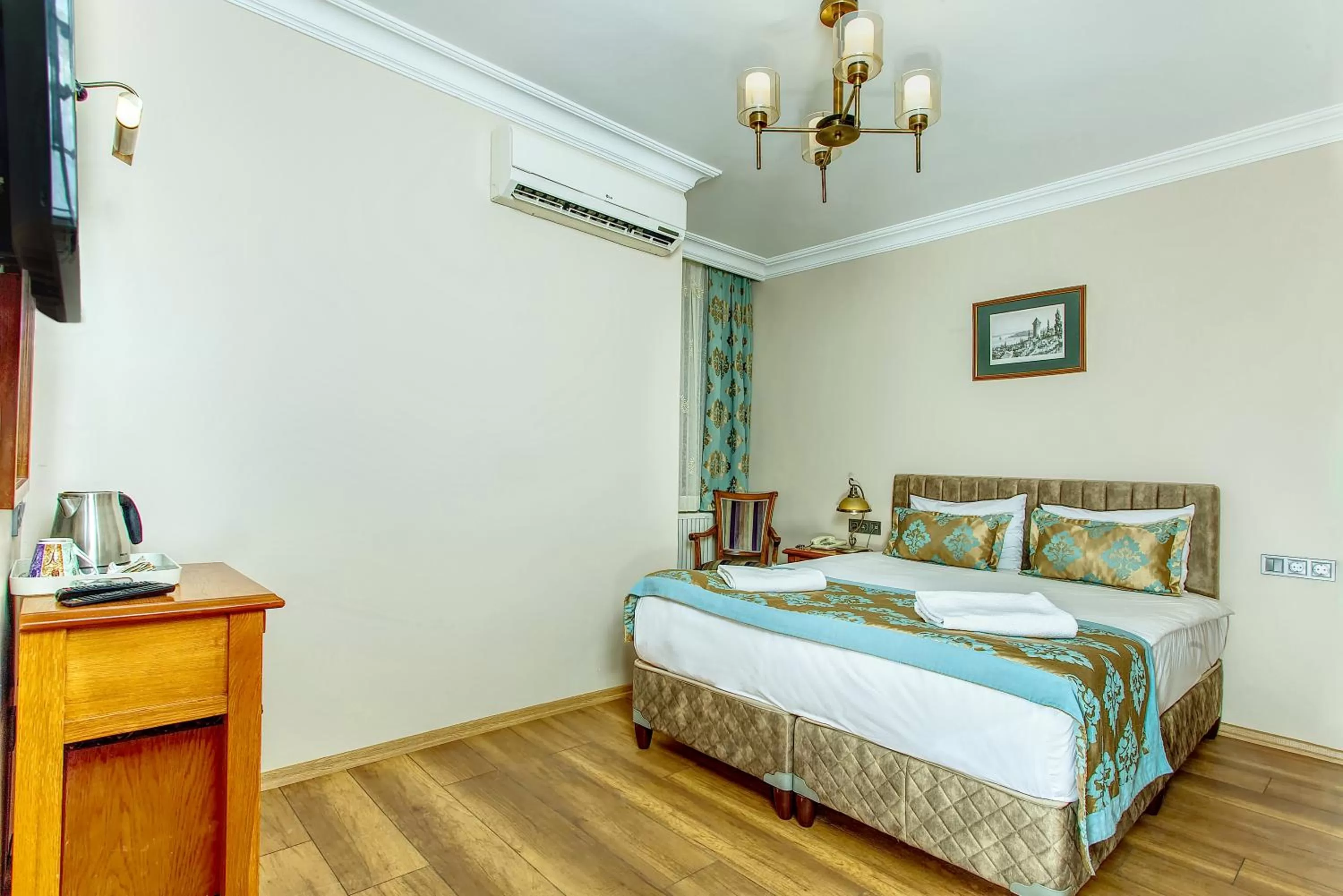 Bedroom, Bed in Hotel Saba