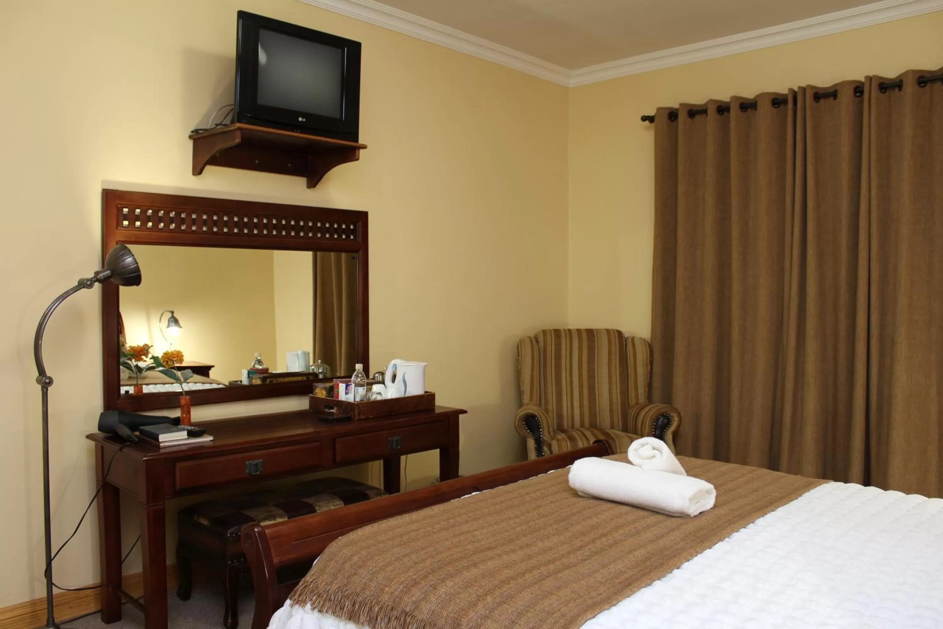 TV/Entertainment Center in Villa Palma