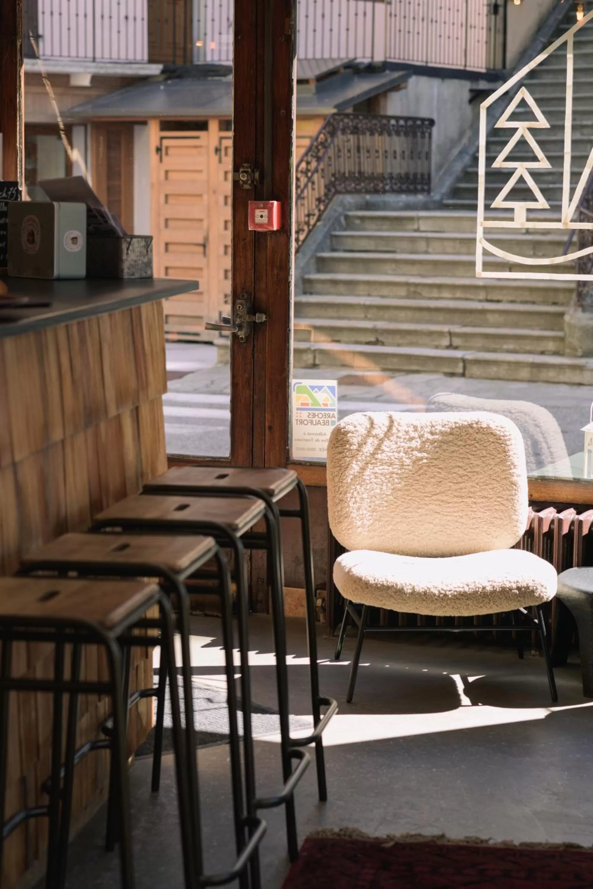 Lounge or bar in Hôtel Maison Doron