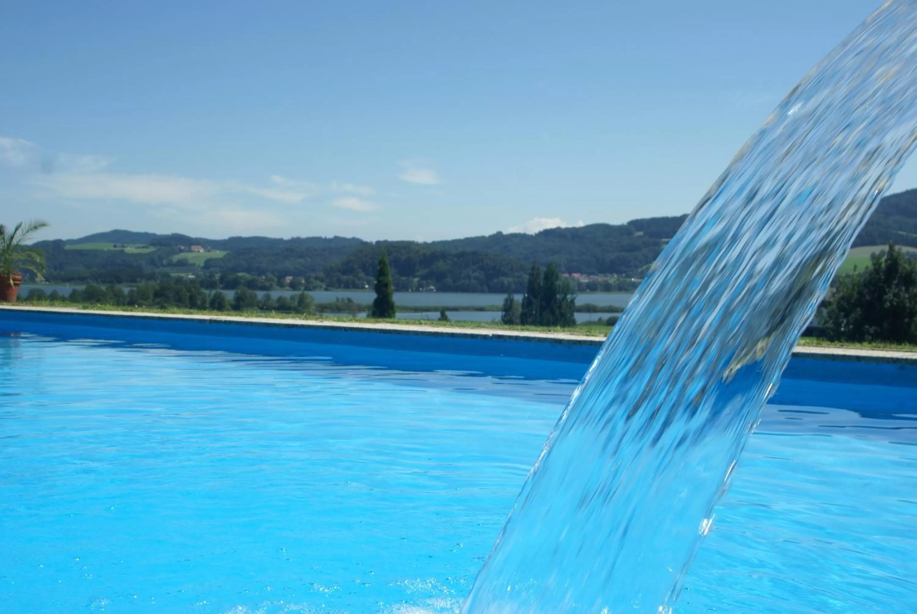 Swimming pool in Hotel Walkner