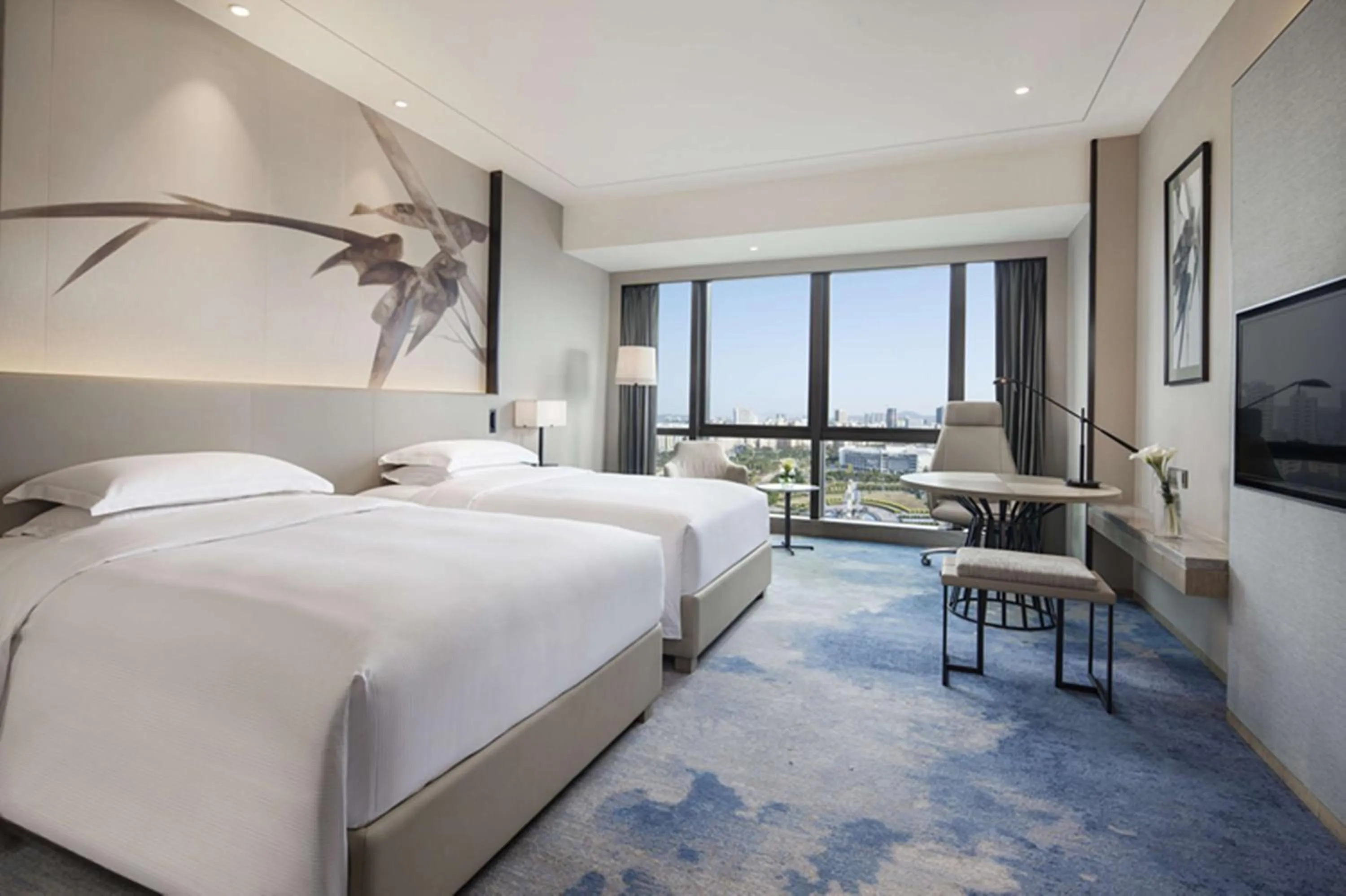 Bedroom, Bed in DoubleTree by Hilton Hotel Shenzhen Longhua