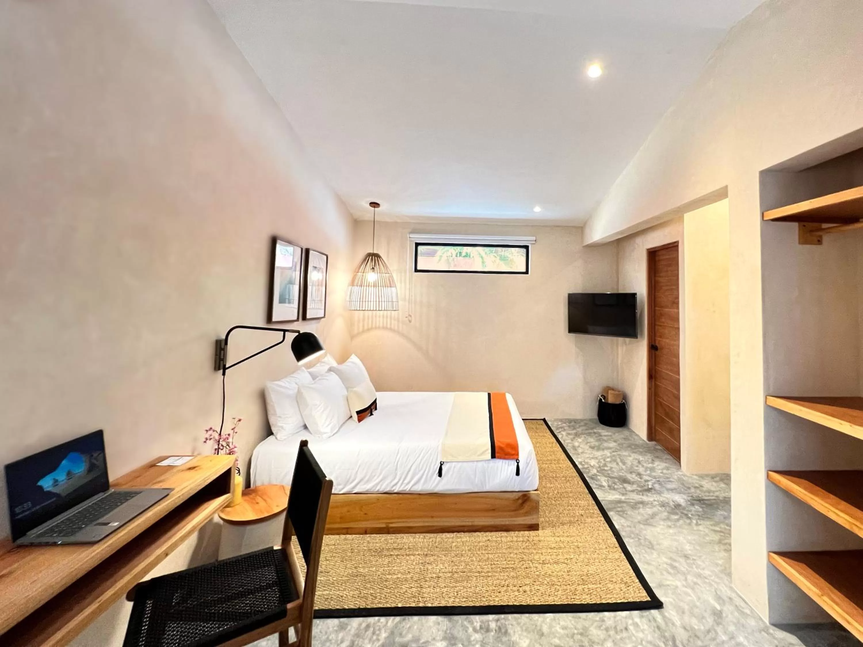 Photo of the whole room, Bed in Hotel Aalada Playa del Carmen