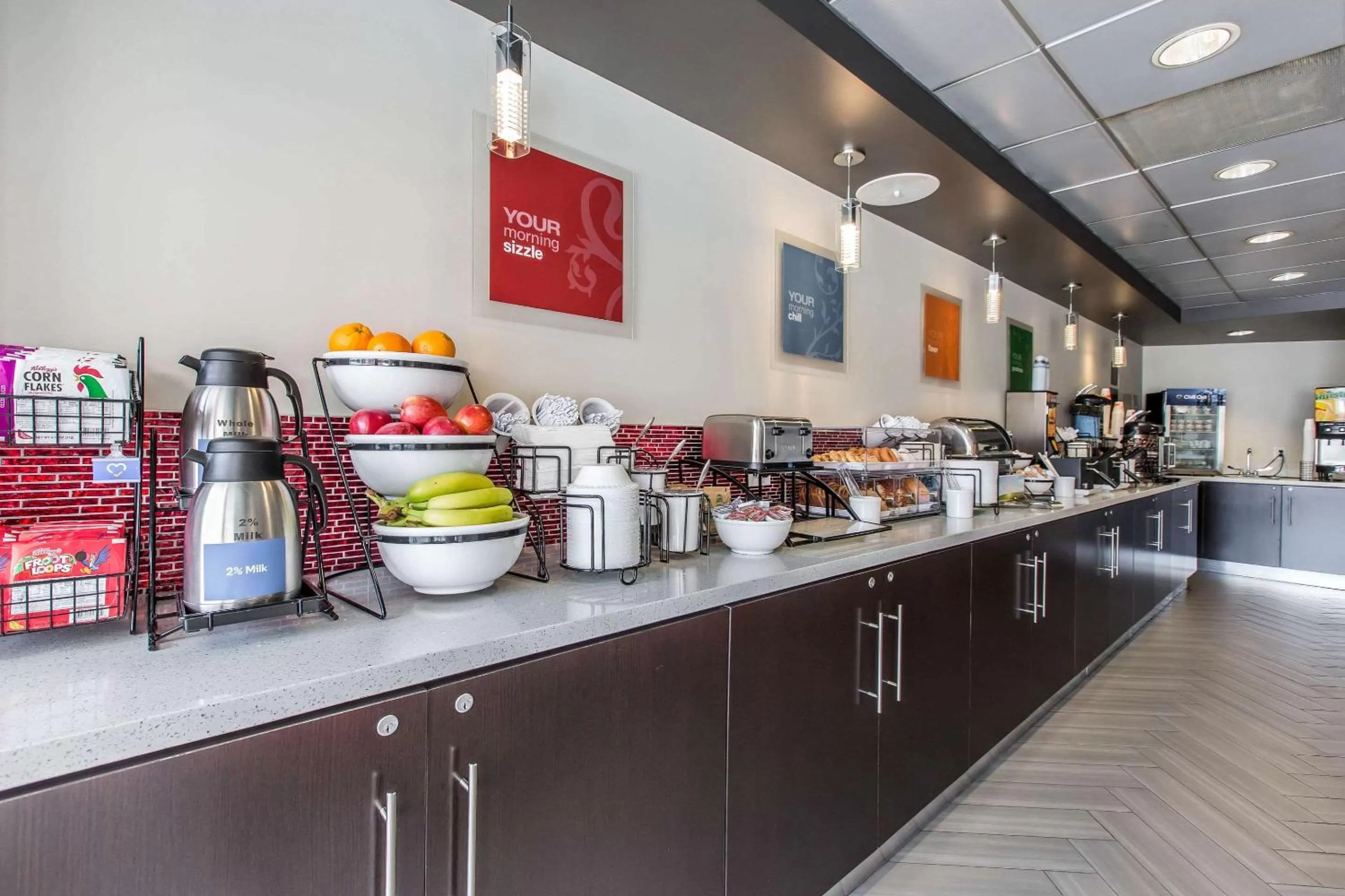 Restaurant/places to eat in Comfort Inn Los Angeles near Hollywood