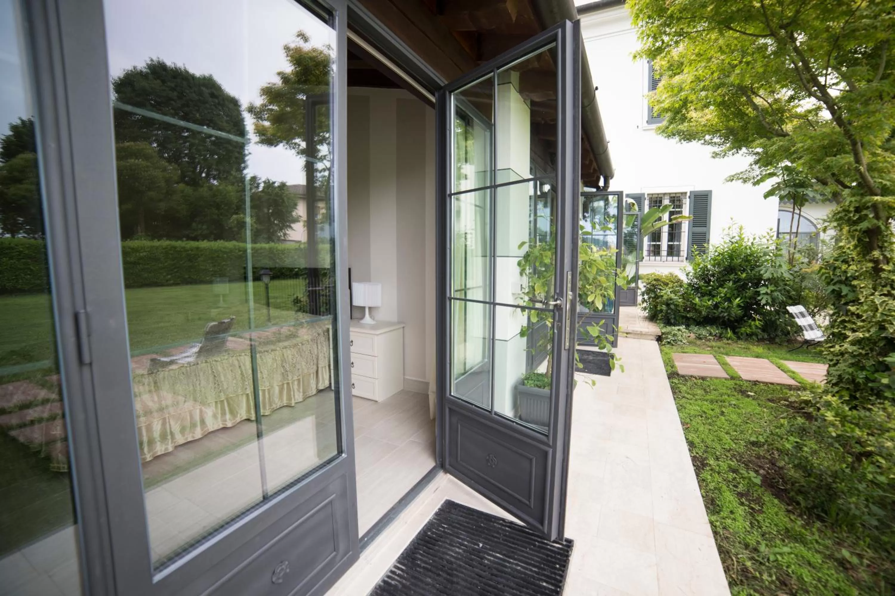 Photo of the whole room in Villa Franca in Franciacorta
