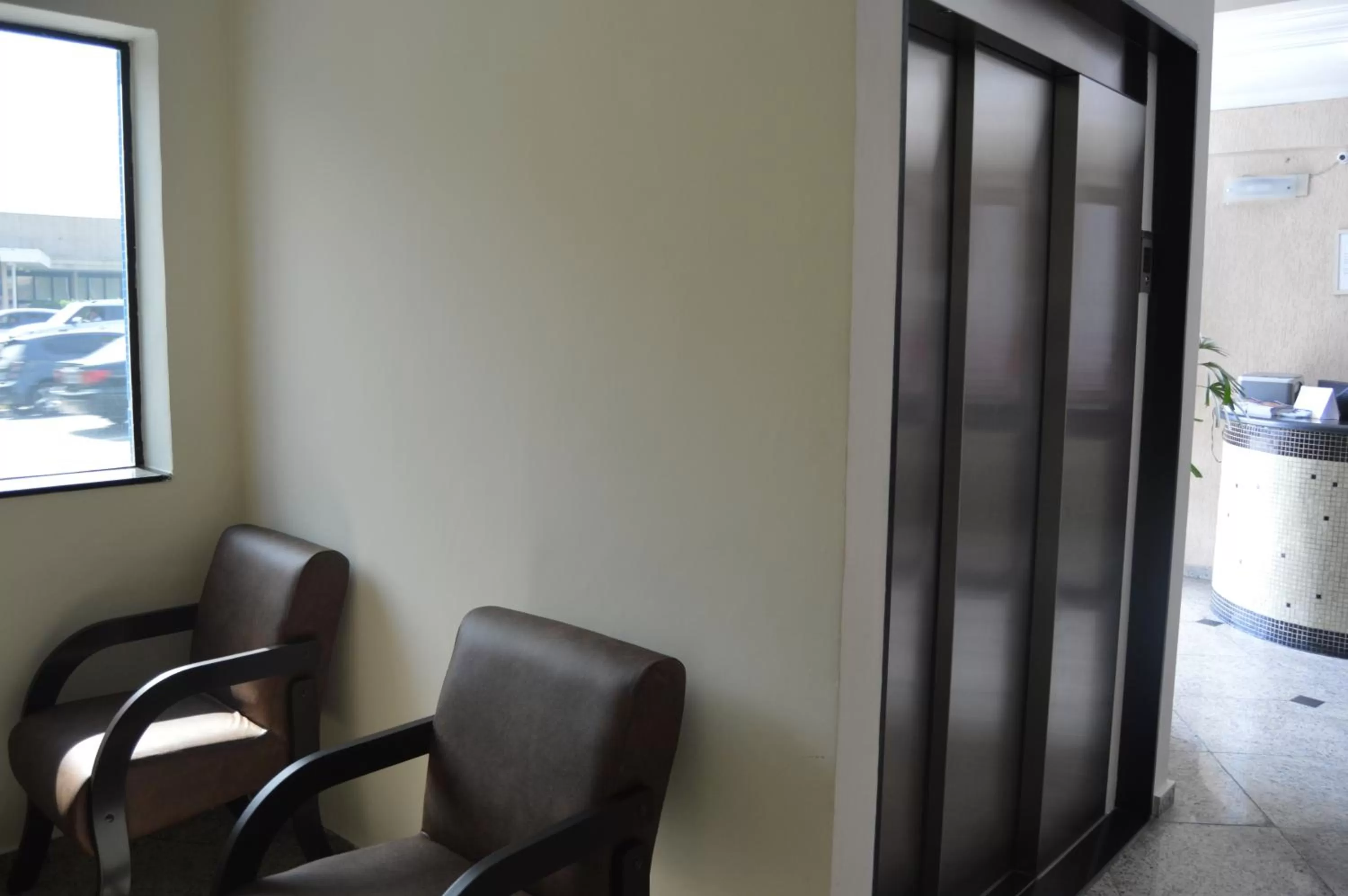 Day, Seating Area in Aero Plaza Hotel