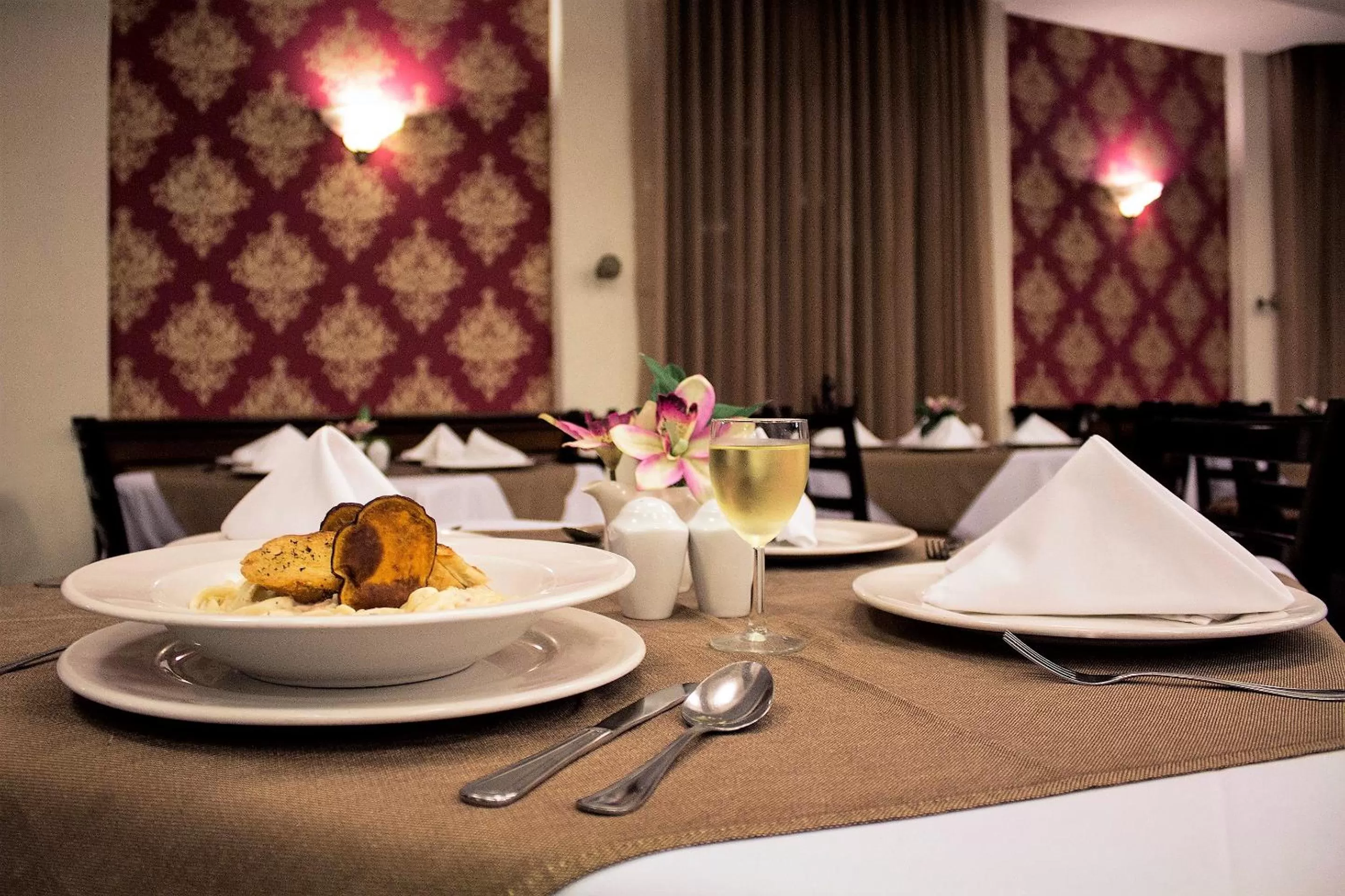 Restaurant/places to eat in Hotel Plaza Campeche